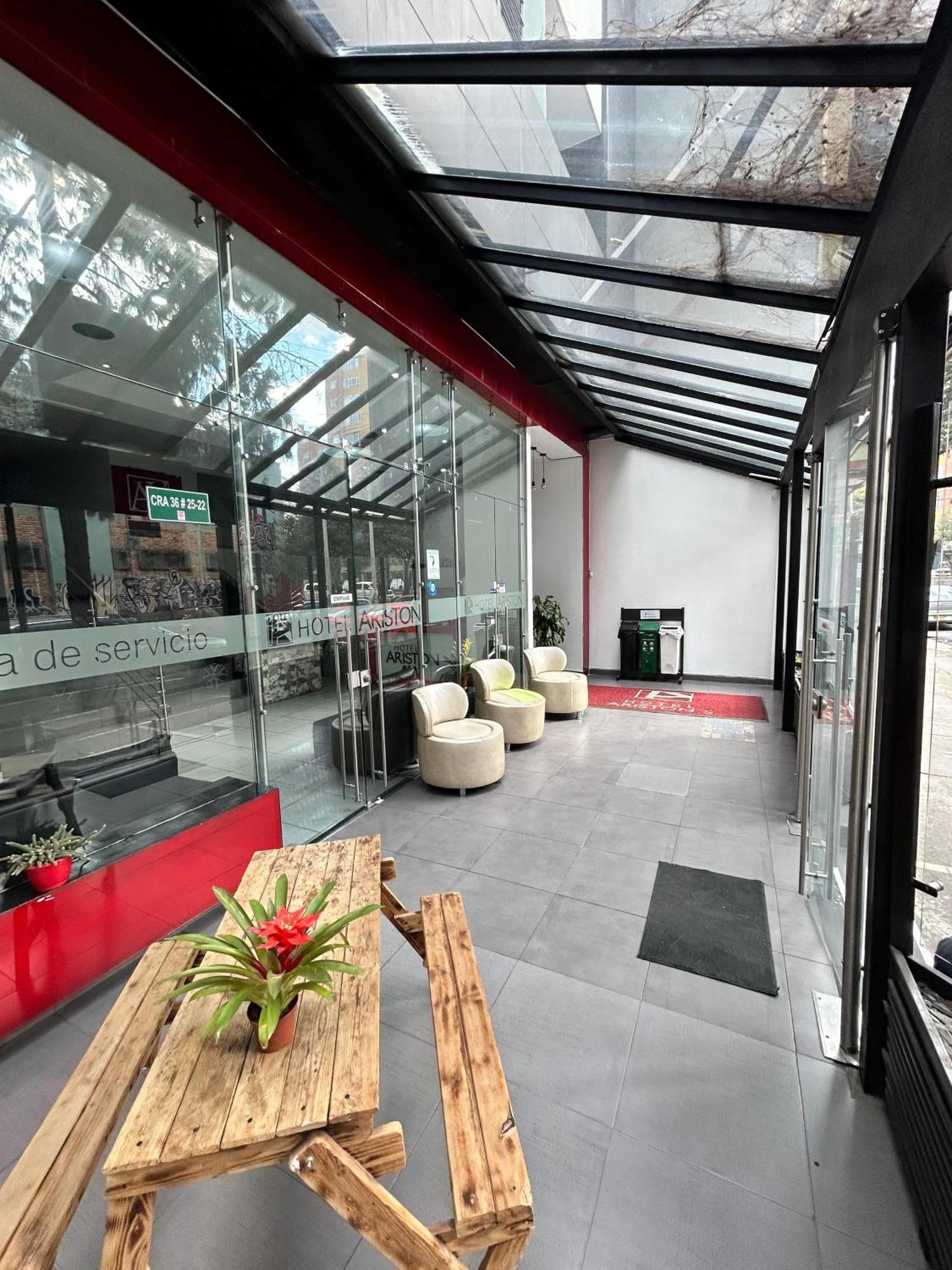 Hotel Aw Ariston Bogota