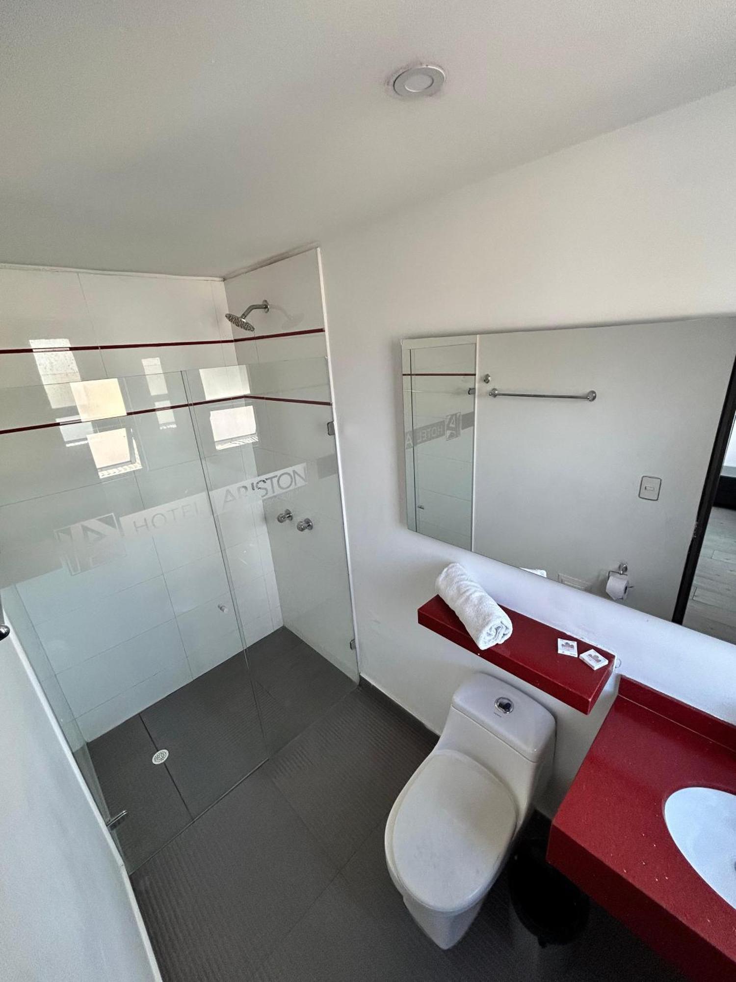 Hotel Aw Ariston Bogota