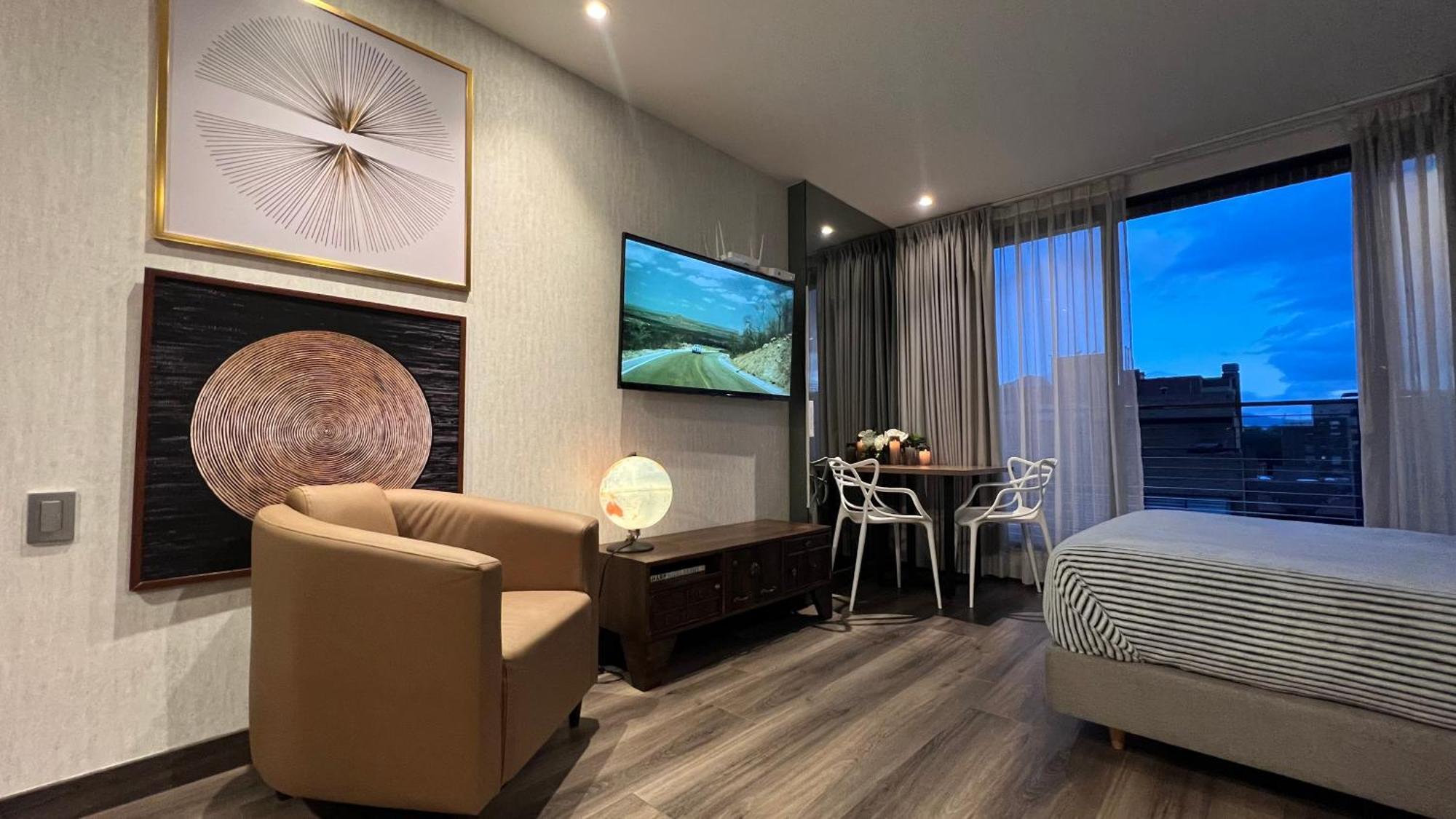 Apartment With Amenities, Coworking, Service, Gym Bogota