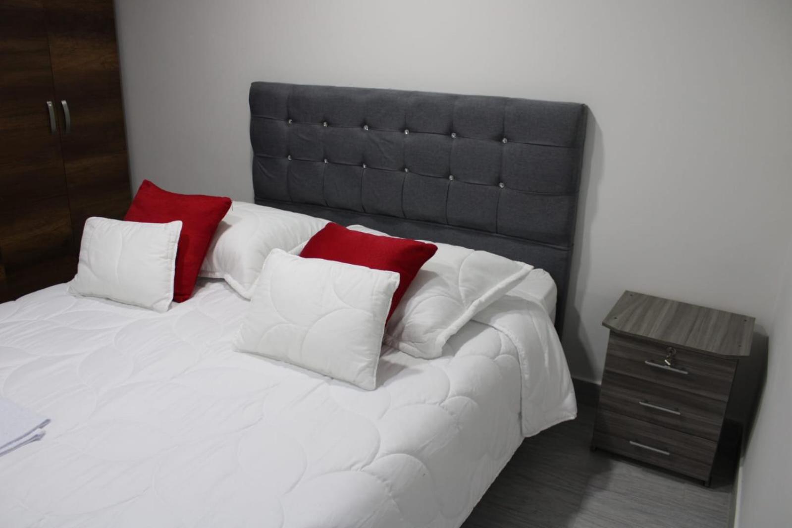 Apartment Cerca Al Aeropuerto Bogota