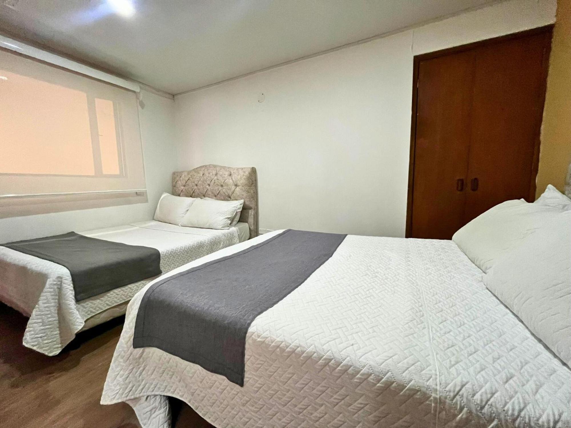 Titas House 2* Bogota