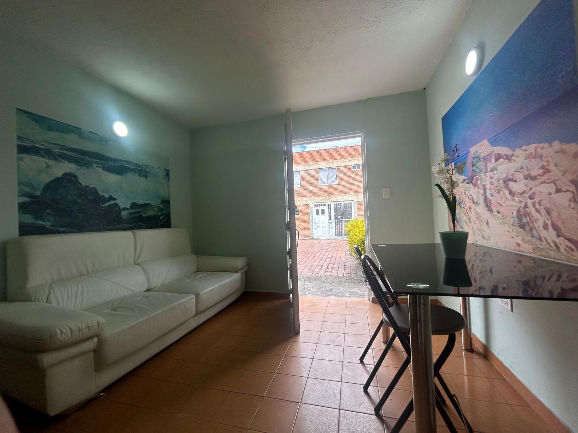 Apartment Familiar Cerca Al Aeropuerto *