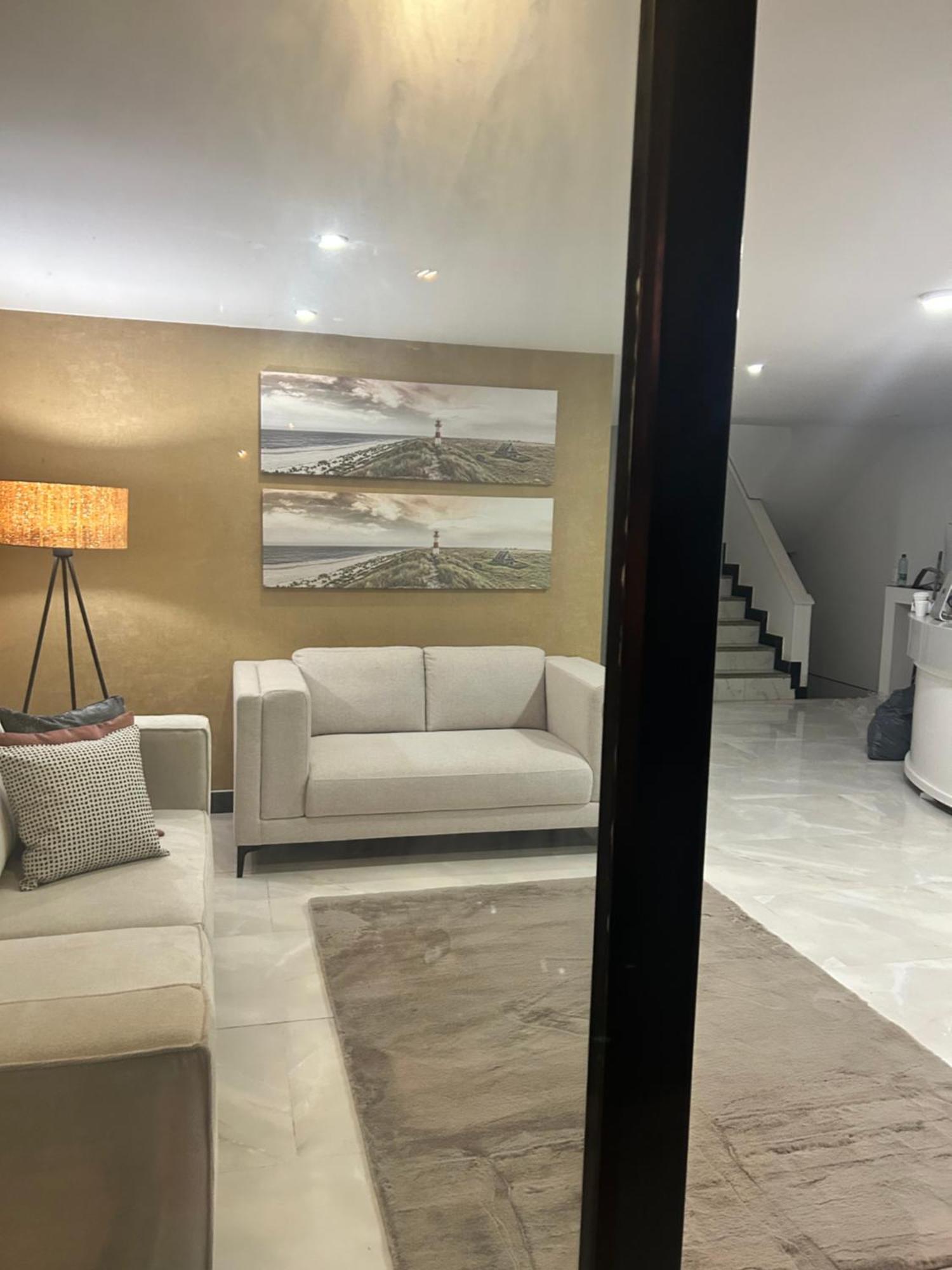 Aparthotel Oasis *