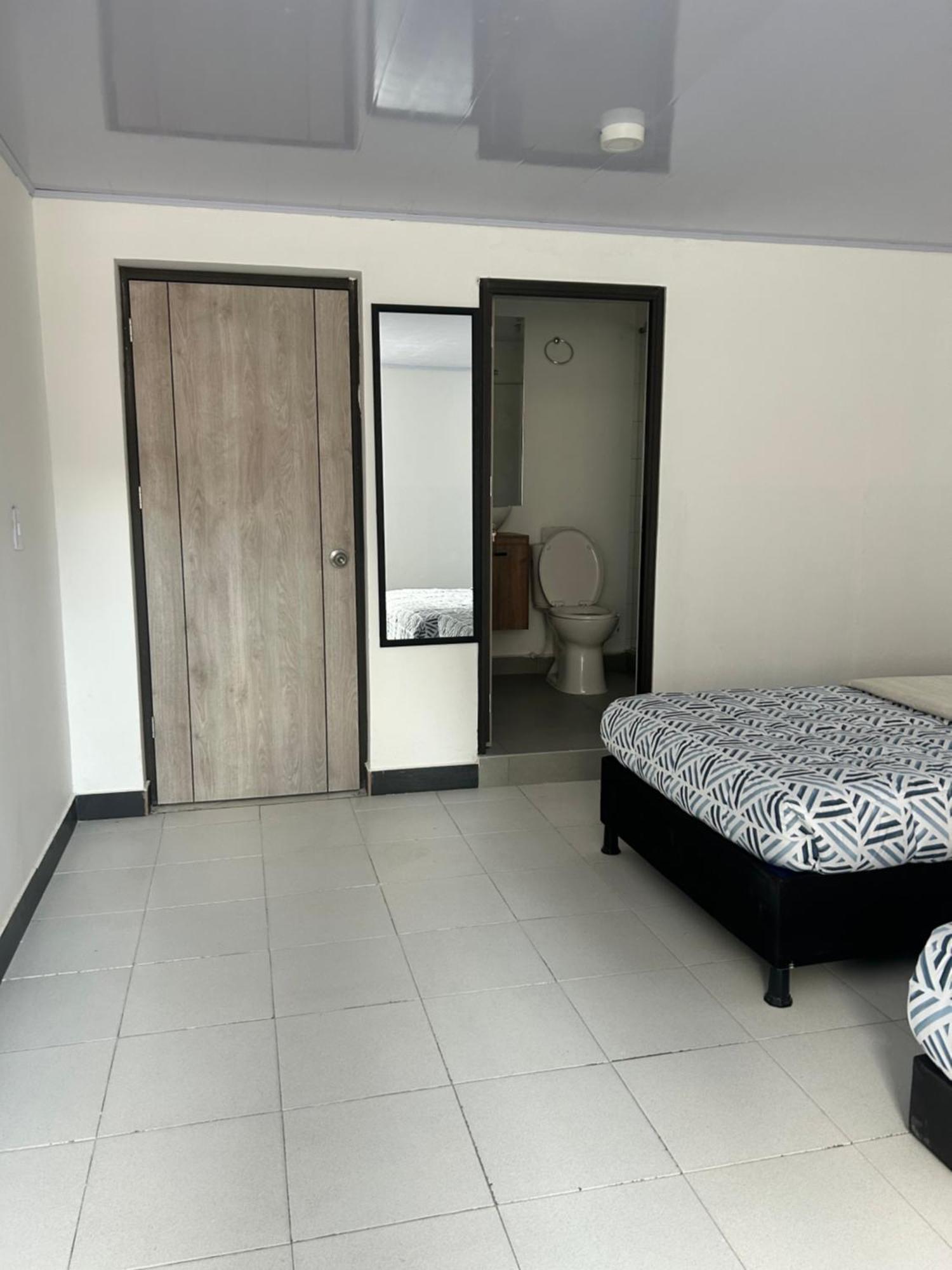 Oasis Aparthotel *