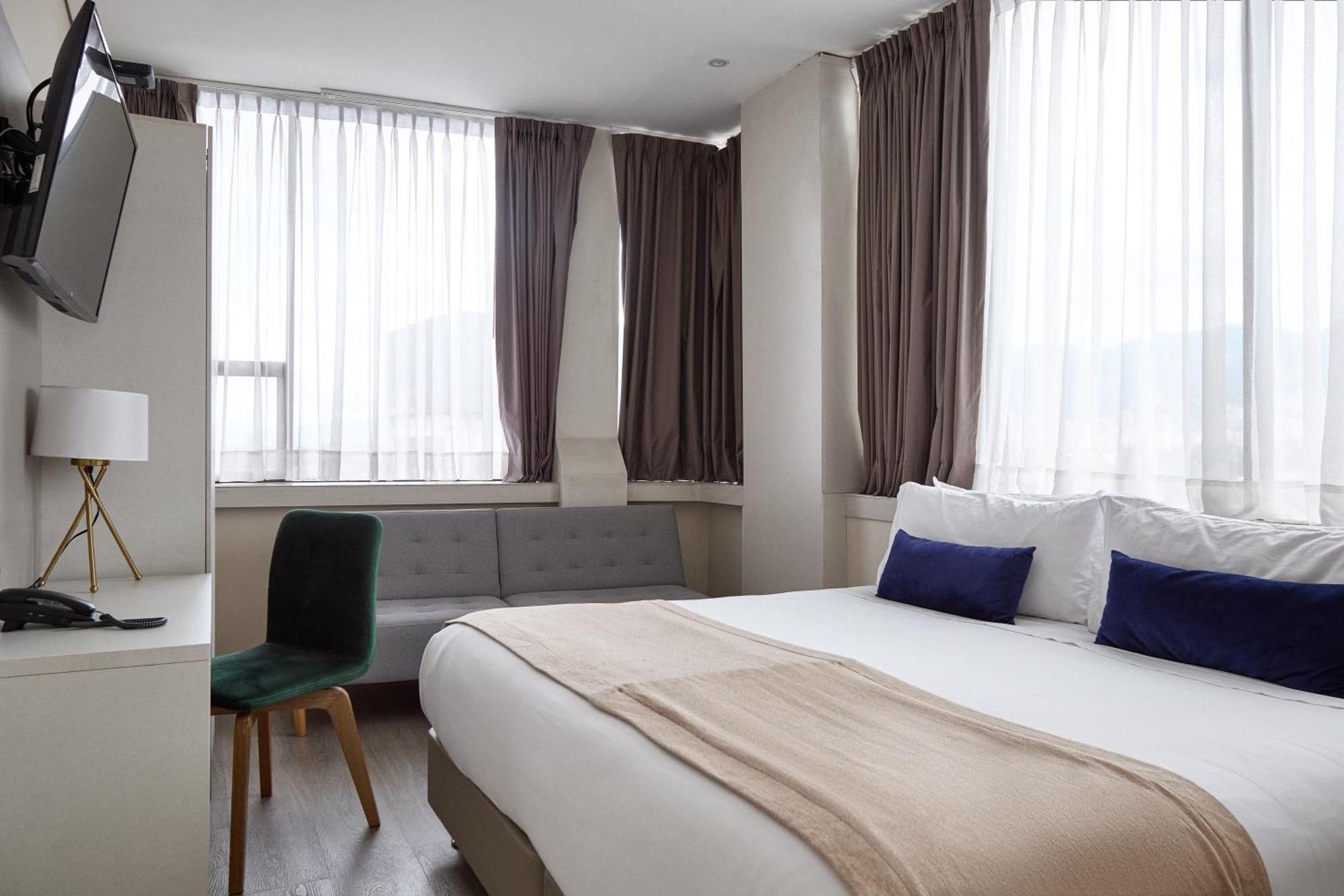 Hotel Bog Corferias Bogotá