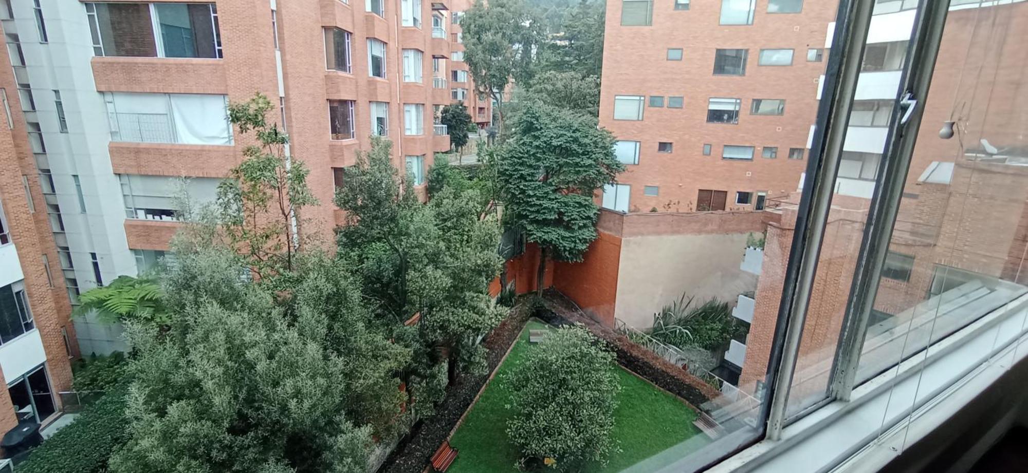 Apartment Silencio Y Seguridad En Rosales Bogota