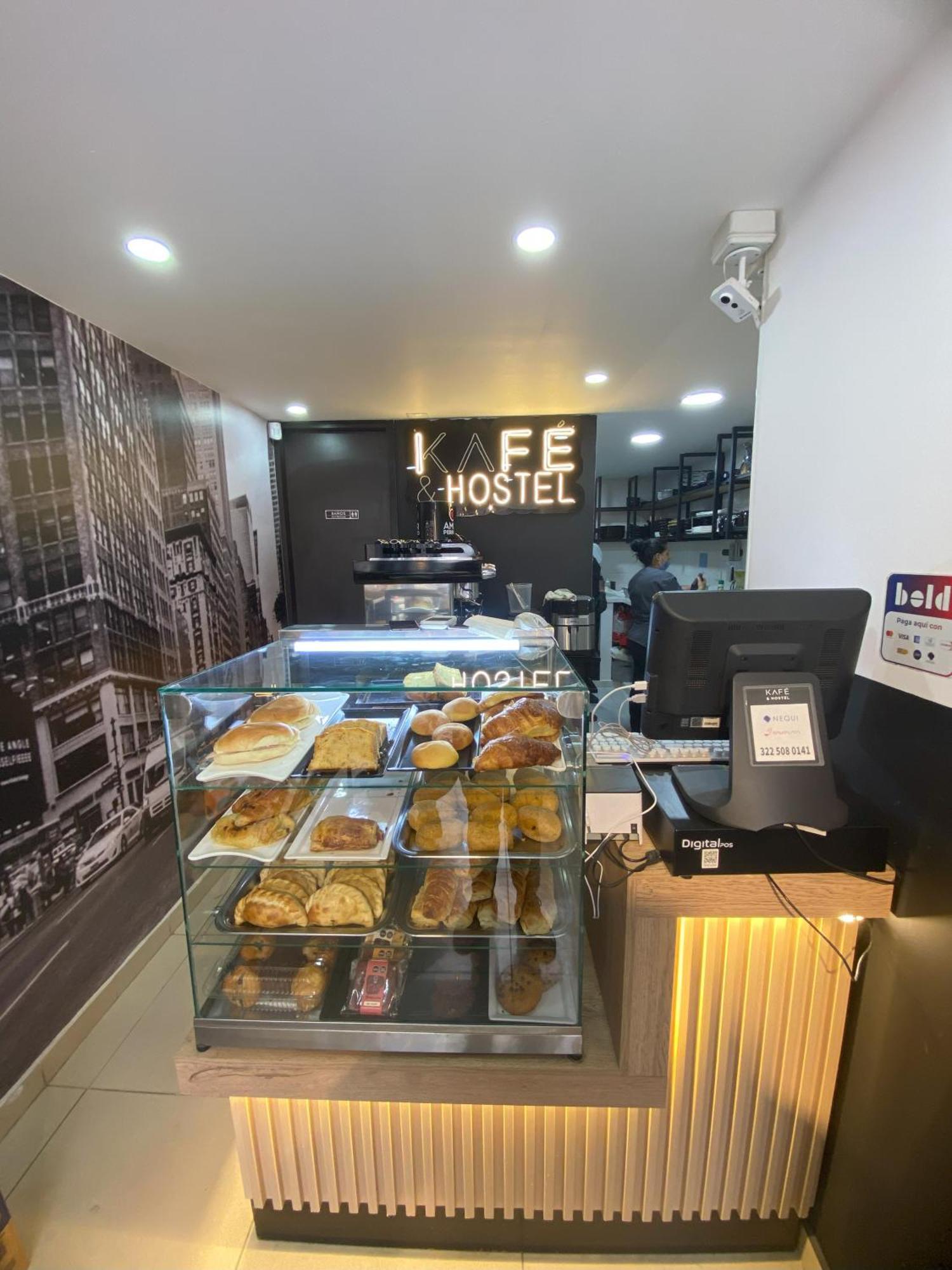 Kafe & Casa de hóspedes
