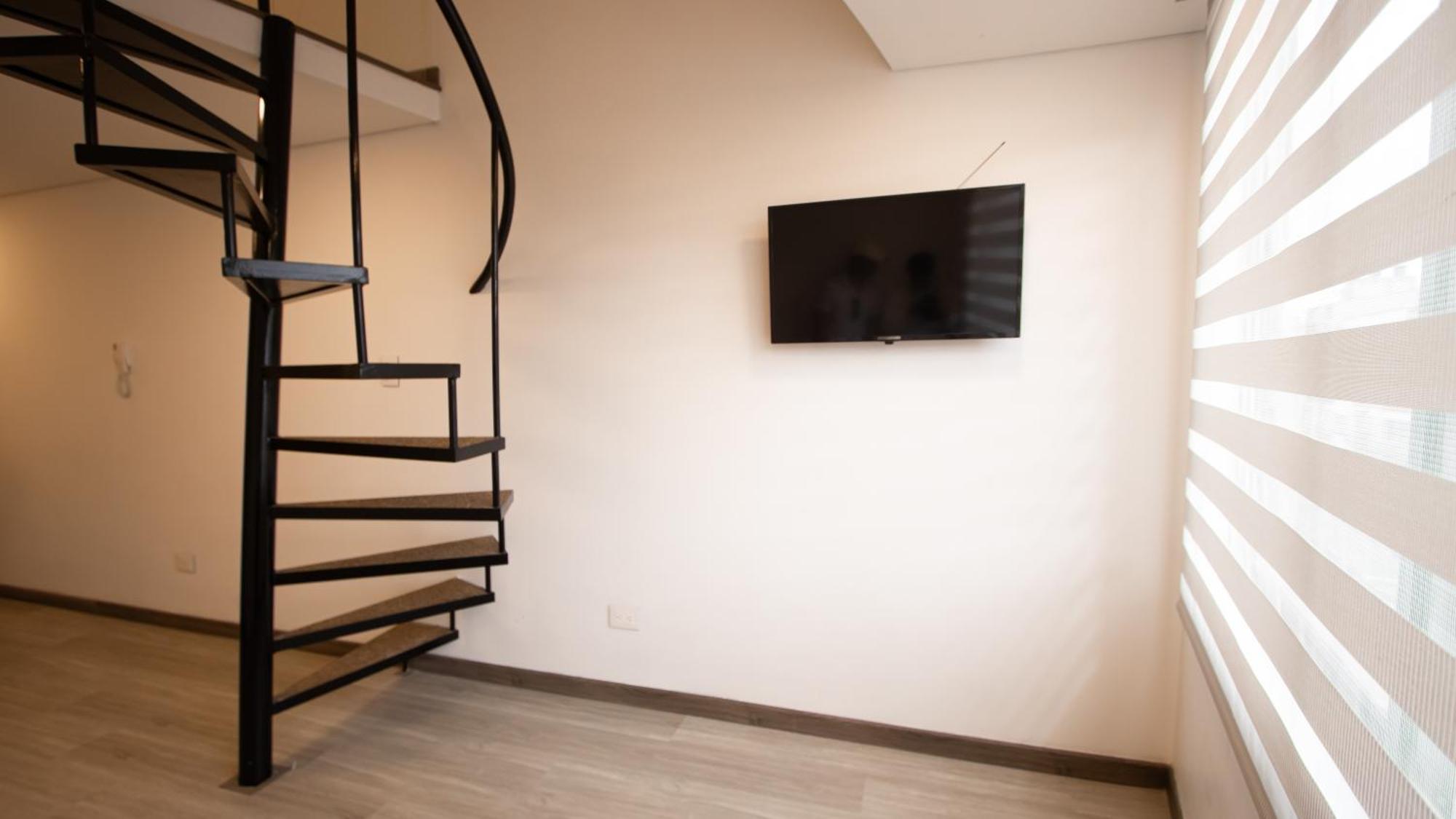 Malu Cerca Al Movistar Arena Aparthotel Bogota