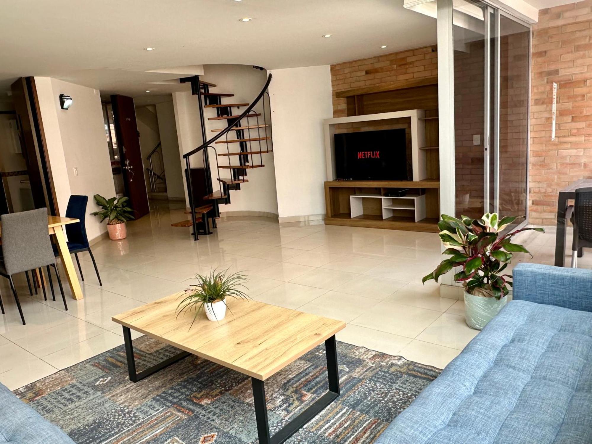 Amplios Duplex 3 Calle 109 Apartamento Bogotá