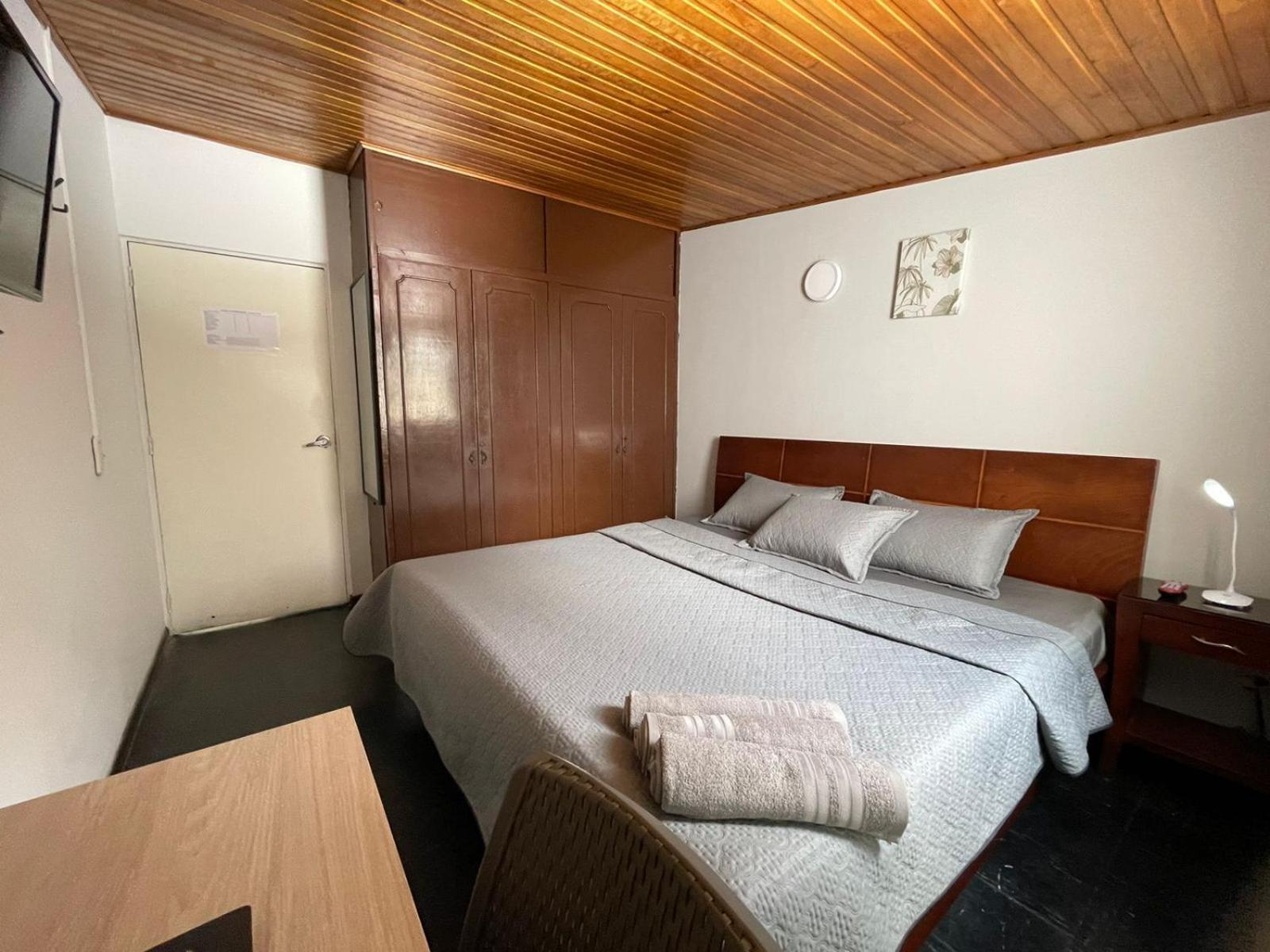 Av Suba 116 Bed & Breakfast Bogota
