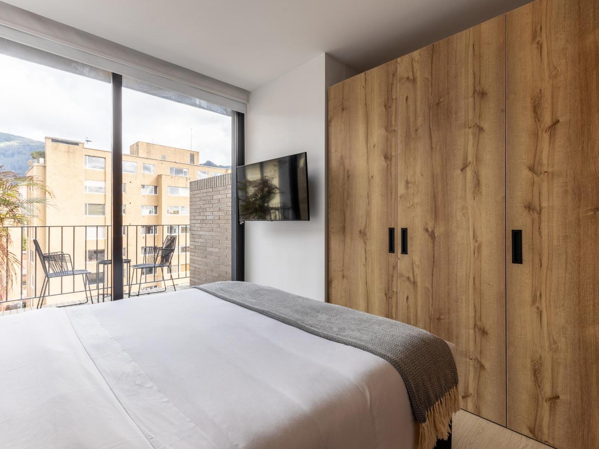 Apartment Muttuo By Wynwood House