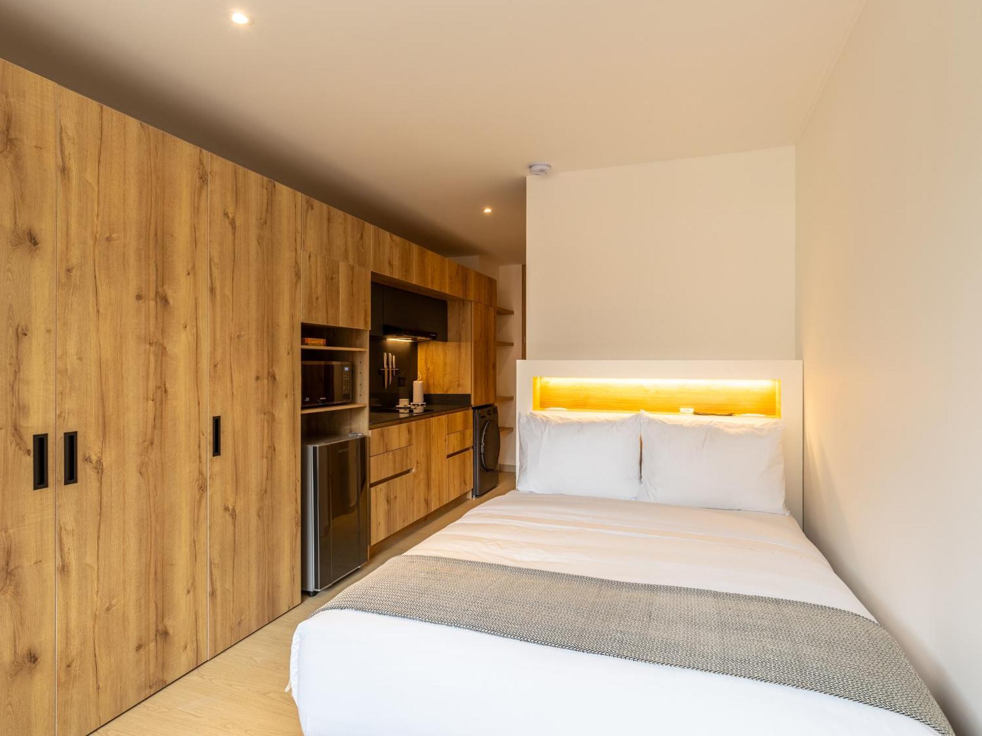Apartment Muttuo By Wynwood House