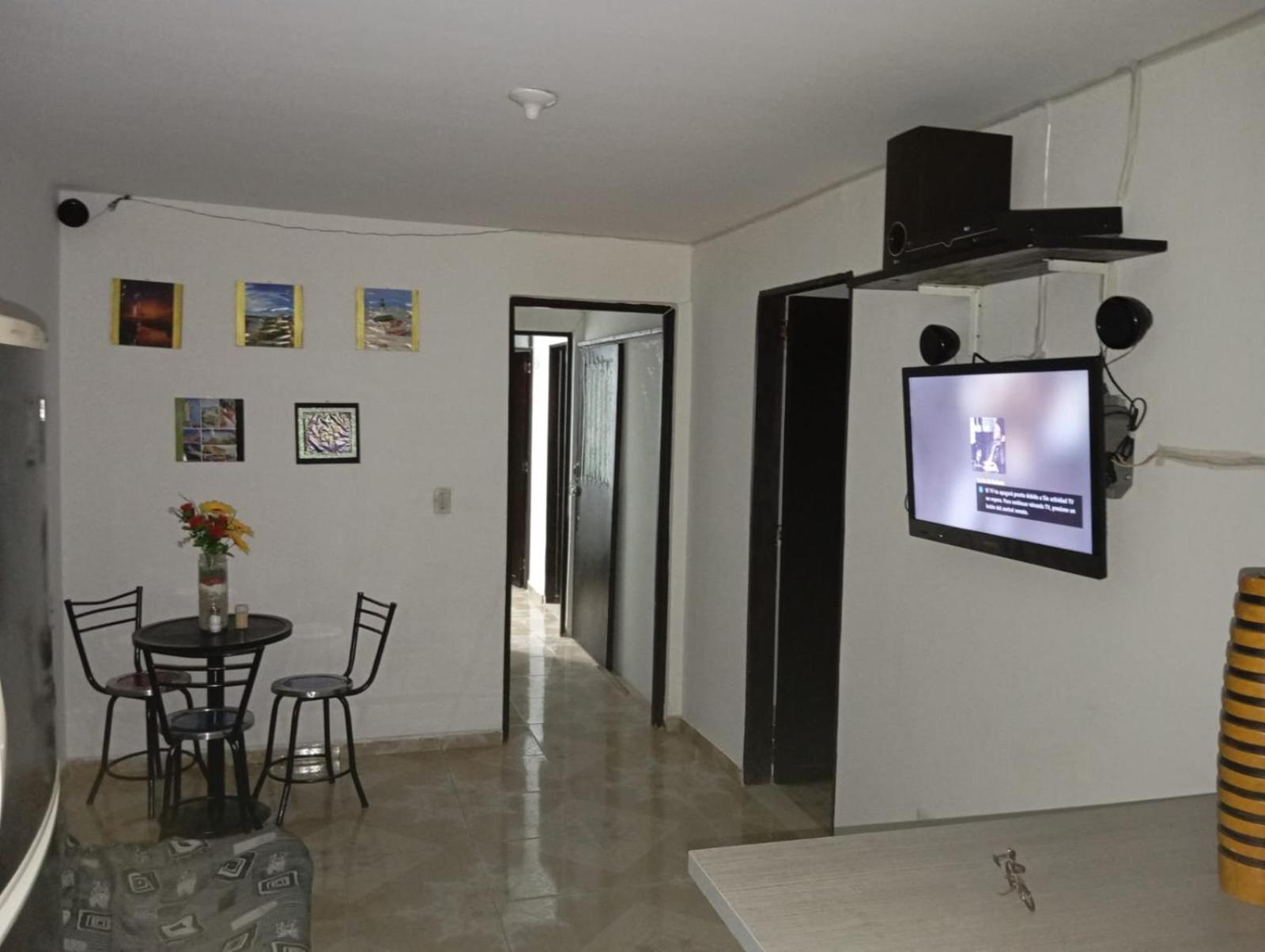 Aeropuerto El Dorado Habitación en casa particular