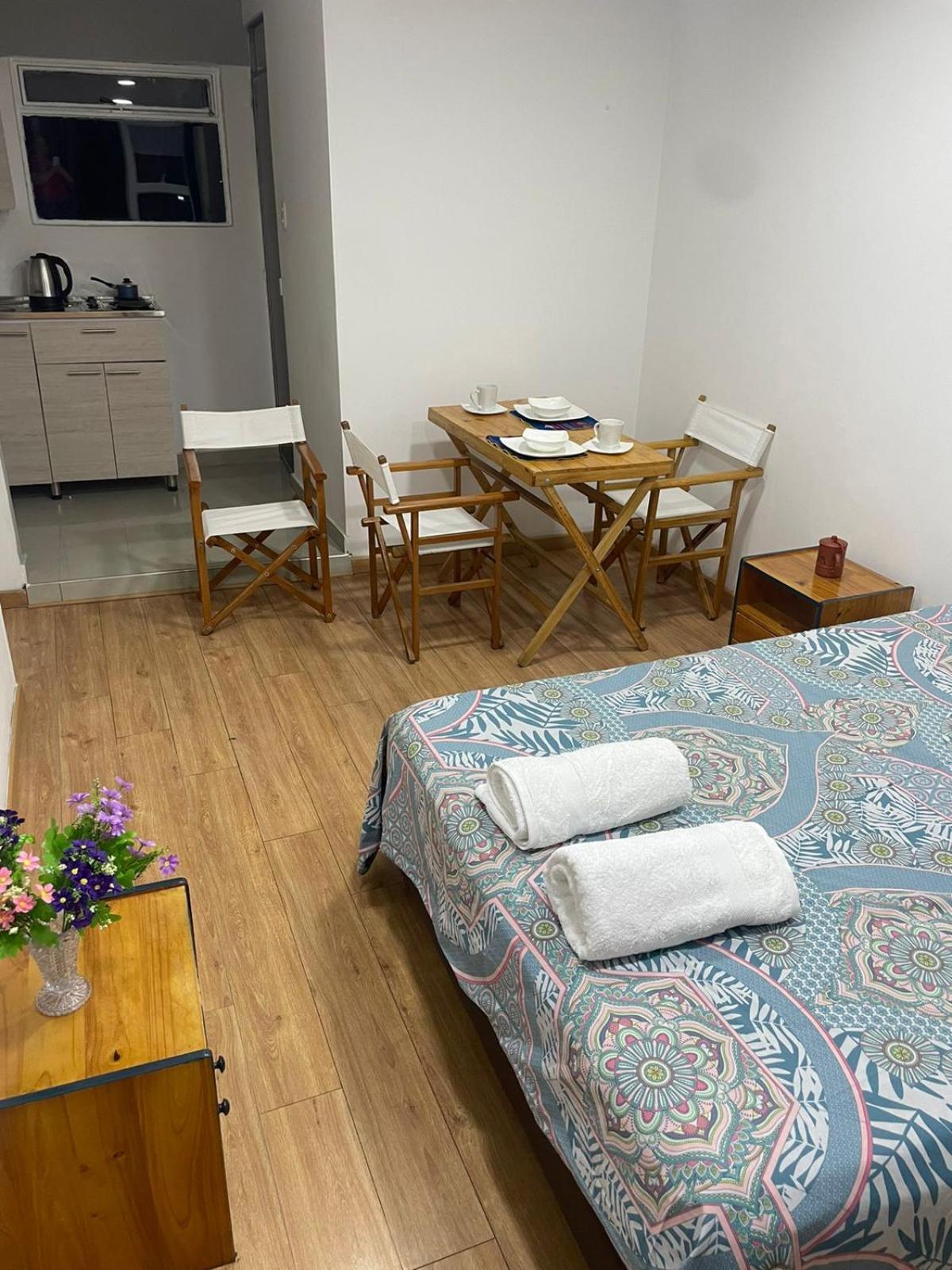 Sweet Flat Two * Bogota