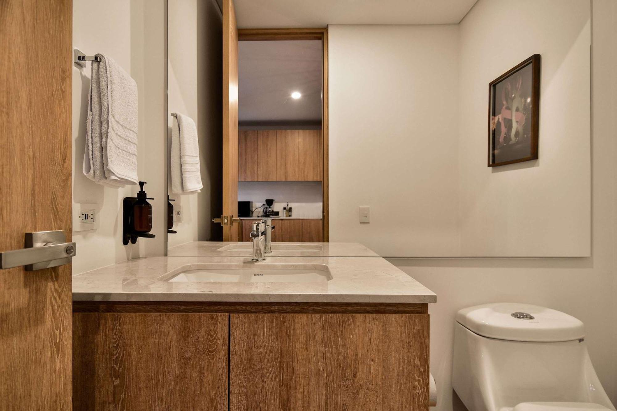 W* Prestigious 1br W Balcony In Usaquen Bogota