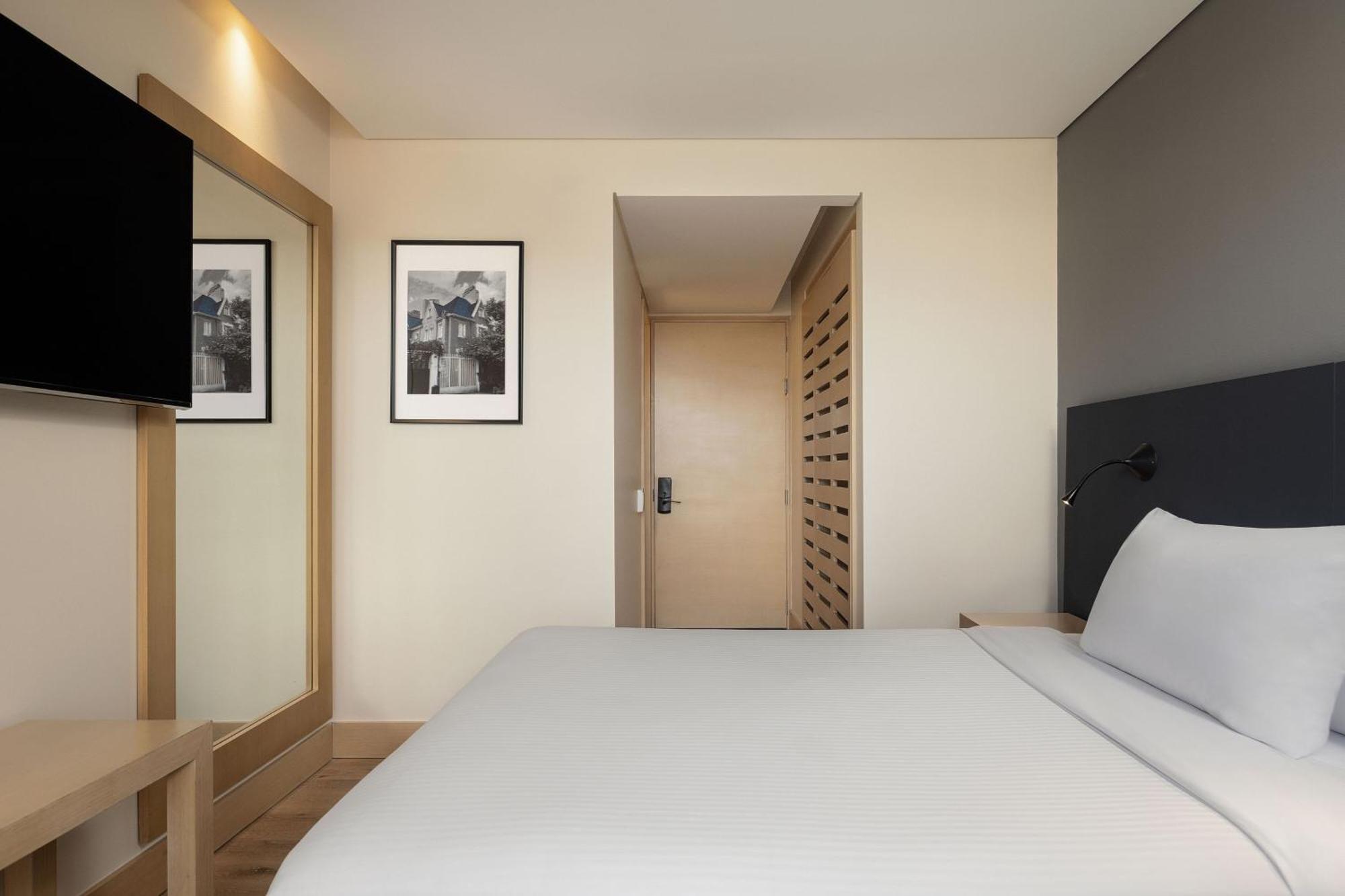Fairfield By Marriott Embajada 4*