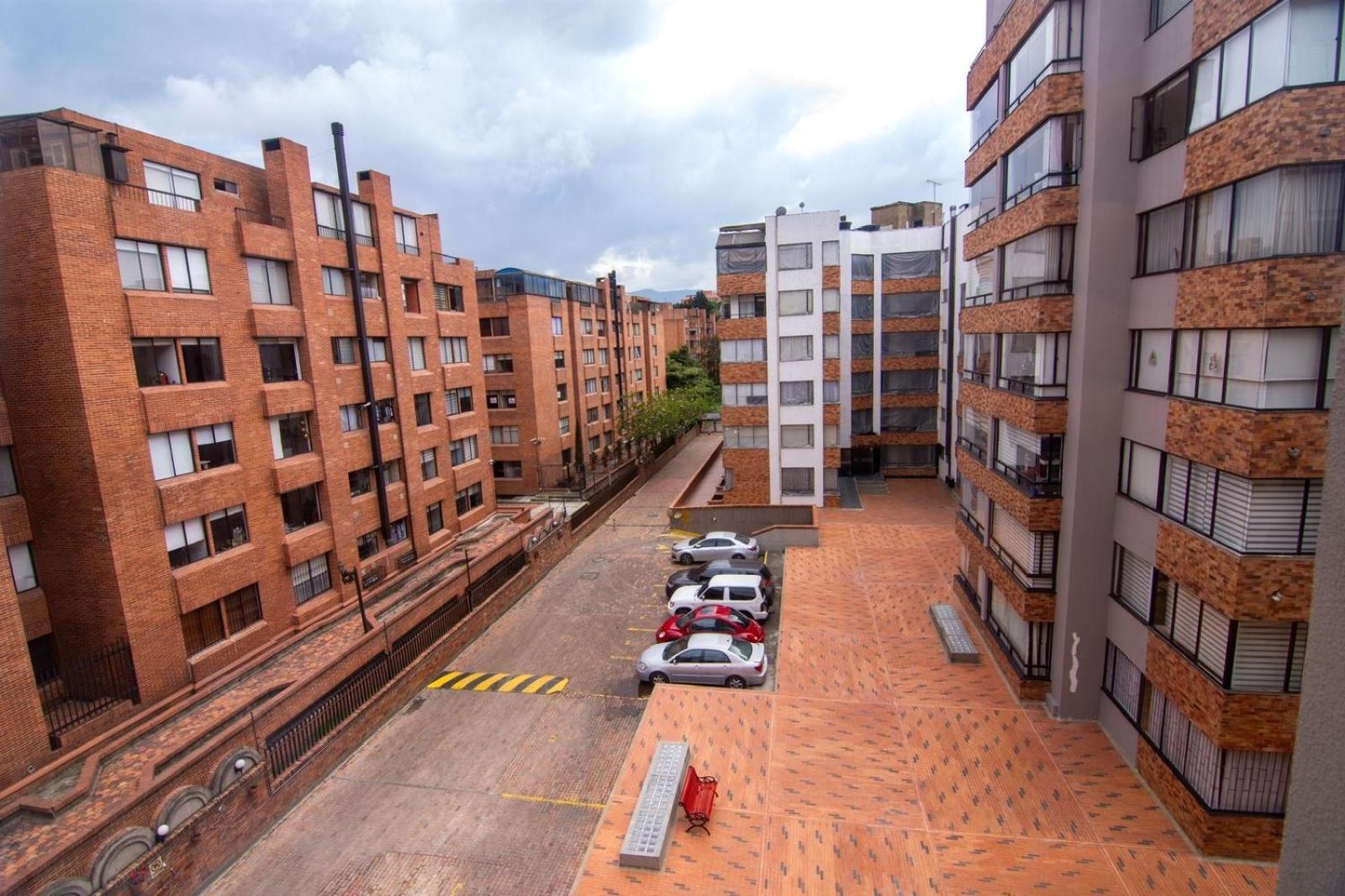 Stylish Urban Escape 3-bedroom - Upperclass Neighborhood