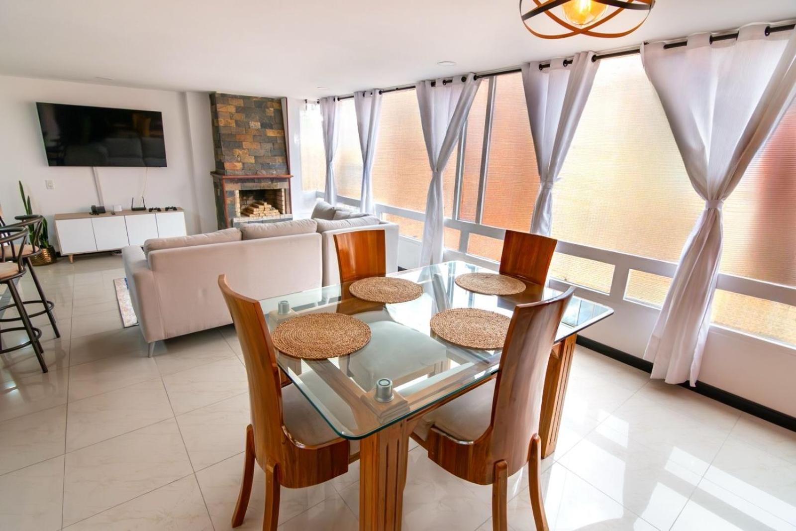 Apartamento Cozy Family Getaway - Modern Flat, Vibes In The Heart Of