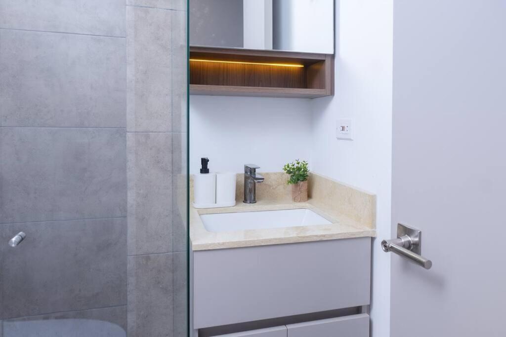 Nuevo Y Moderno Apto En Virrey Bogota
