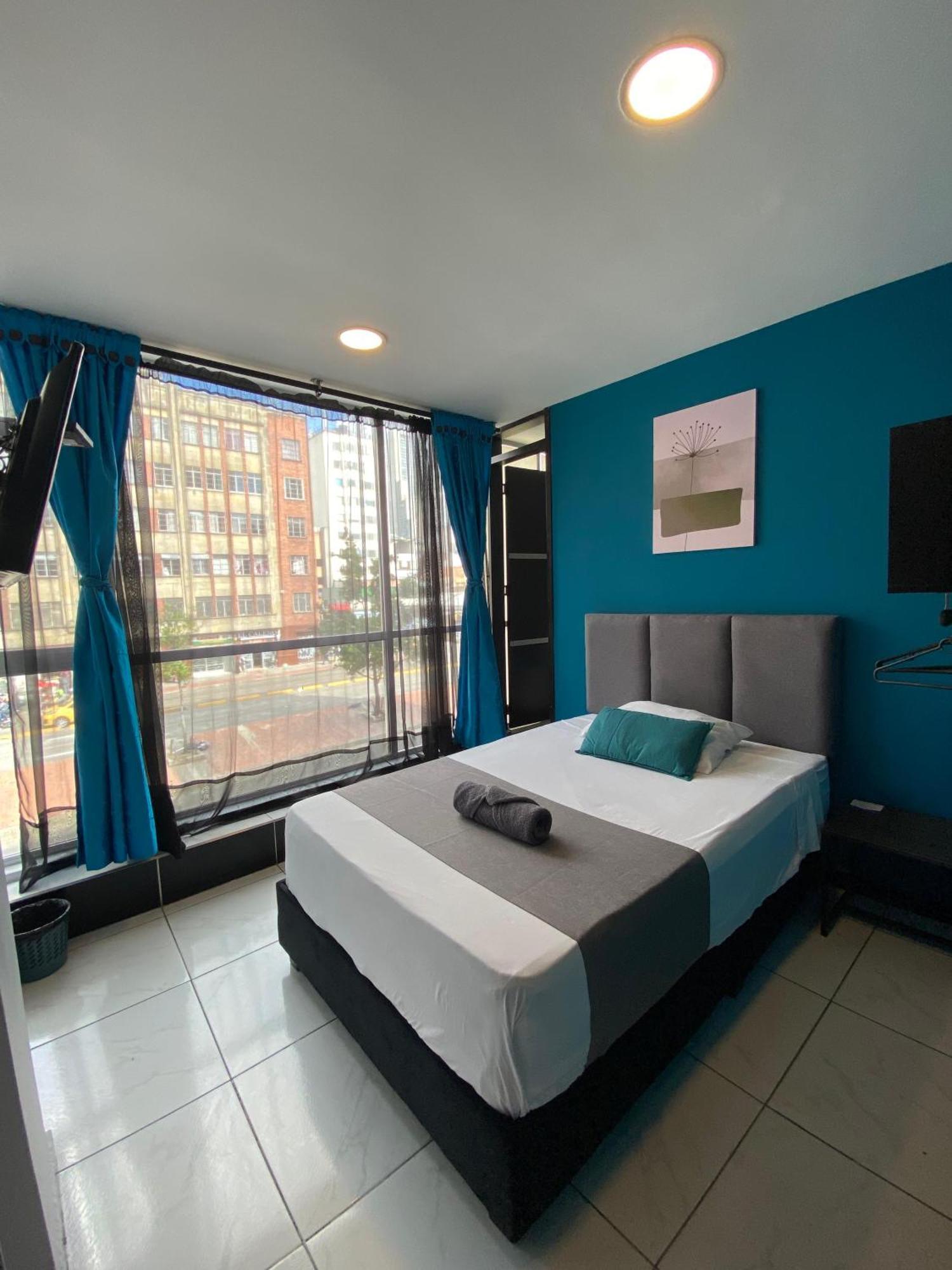 Hotel Hills *