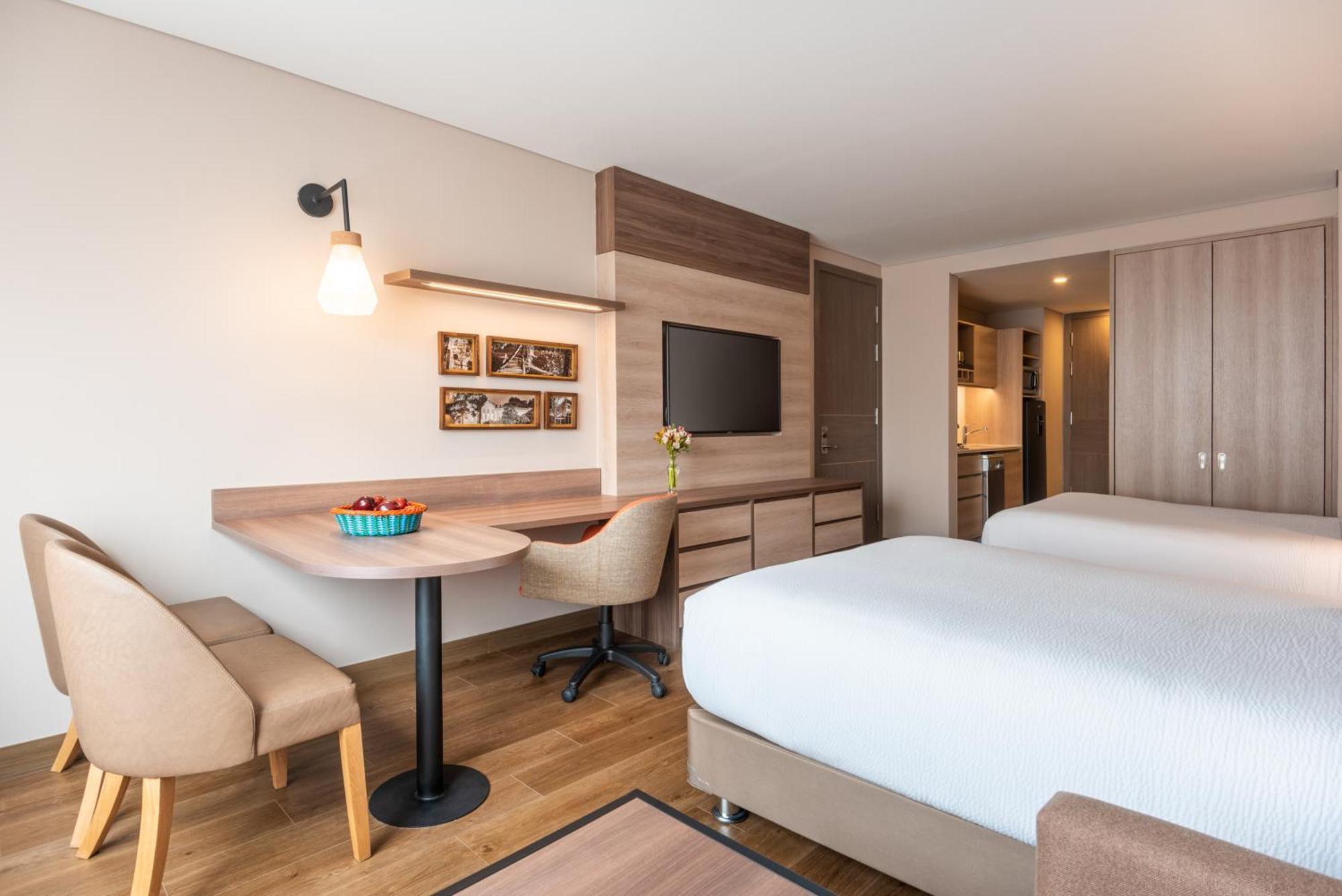 By Marriott 4* Bogotá