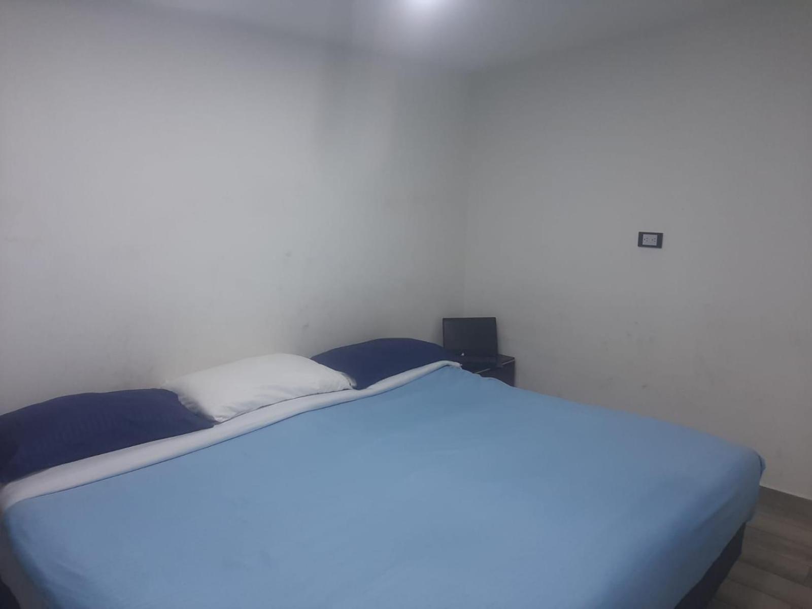 Apartment Sector De Corferias , Y A 5 Cuadras, Embajada Americana 10 Cuadras, Cerca Al Can , G 12 , Universidad Nacional , Aeropuerto A 2 Cuadras Estacion Ciudad Universitaria Marque-tresdiecisietecincoveintisieteveintiseistreintayu