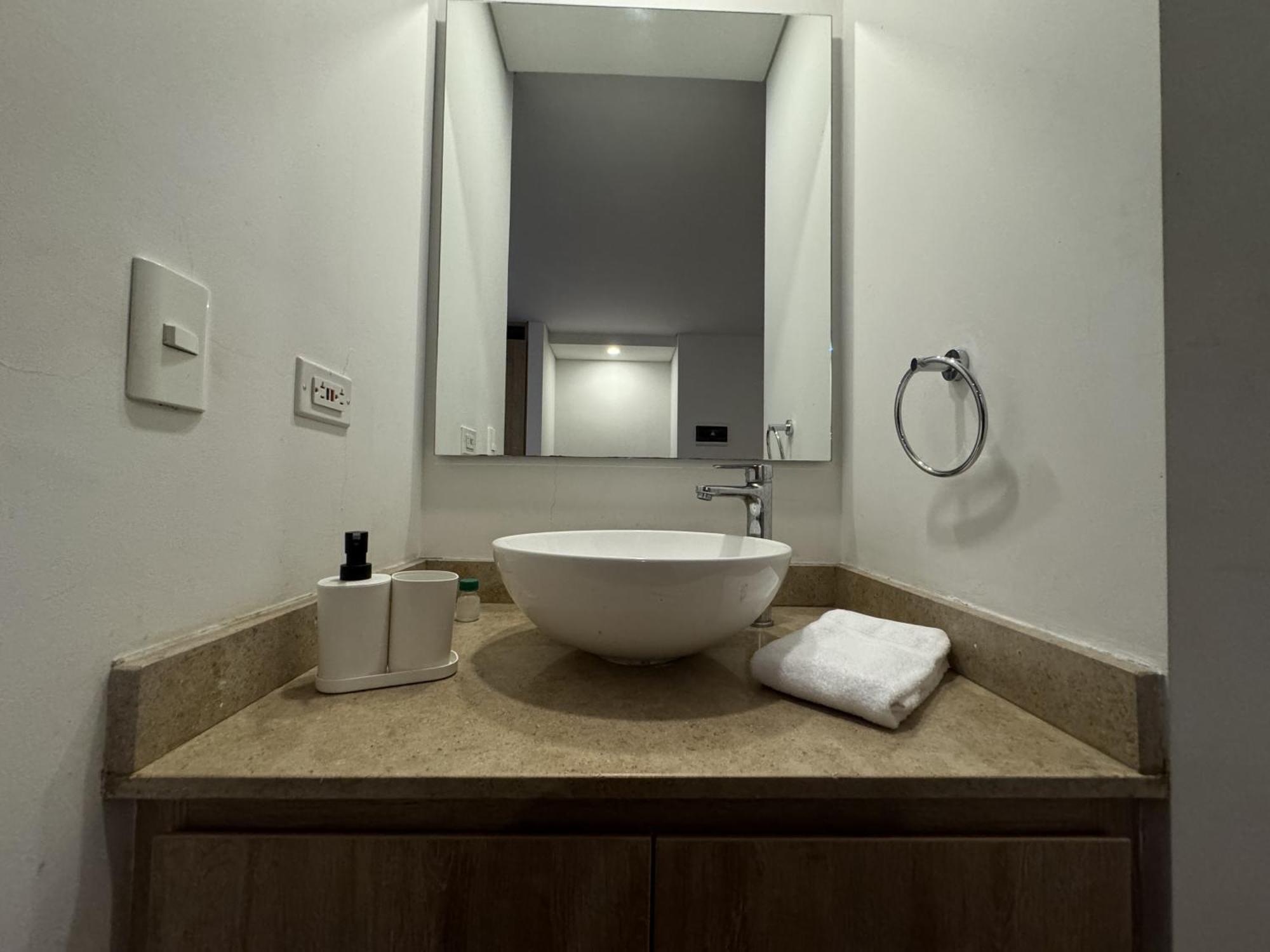 Apartamento Moderno En La Candelaria, Cerca De Museos Y Universidades !!! *