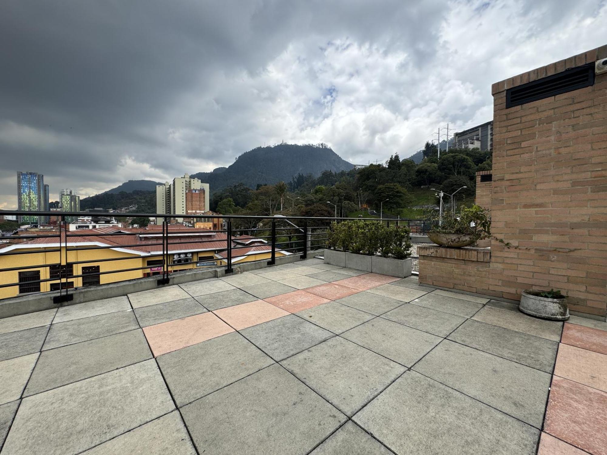 Apartamento Moderno En La Candelaria, Cerca De Museos Y Universidades !!! *