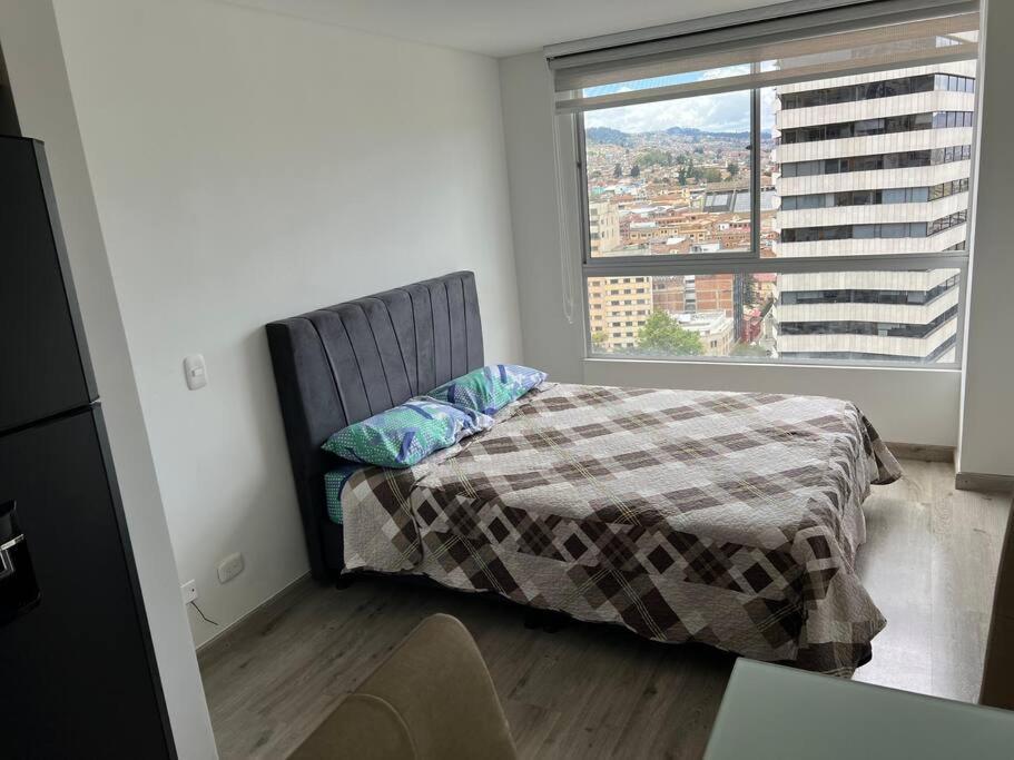 Aparta Estudio Da Vinci * Bogotá