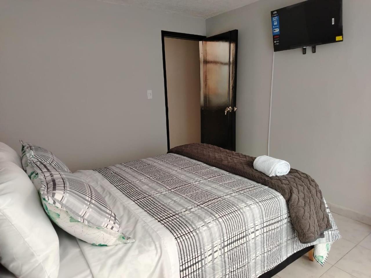 Dos Independientes Con Bano Compartido Guest house *