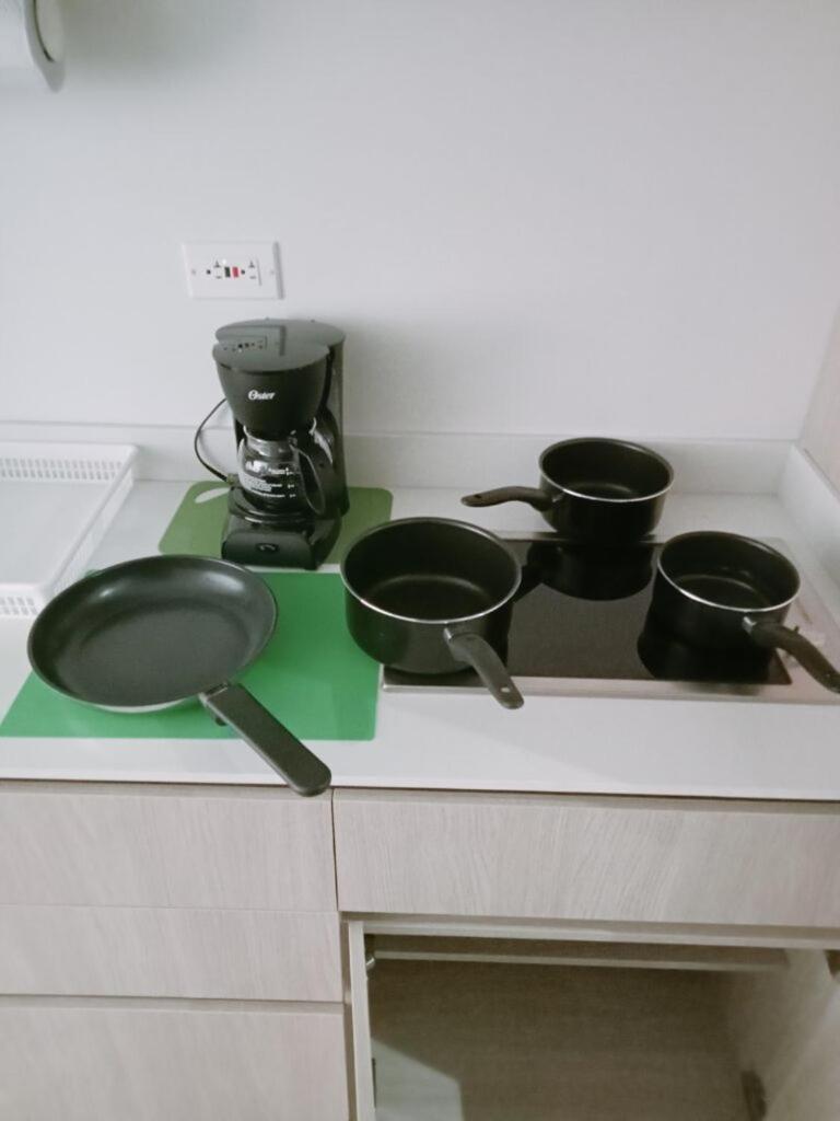 Origen Habitat Cerca Embajada *