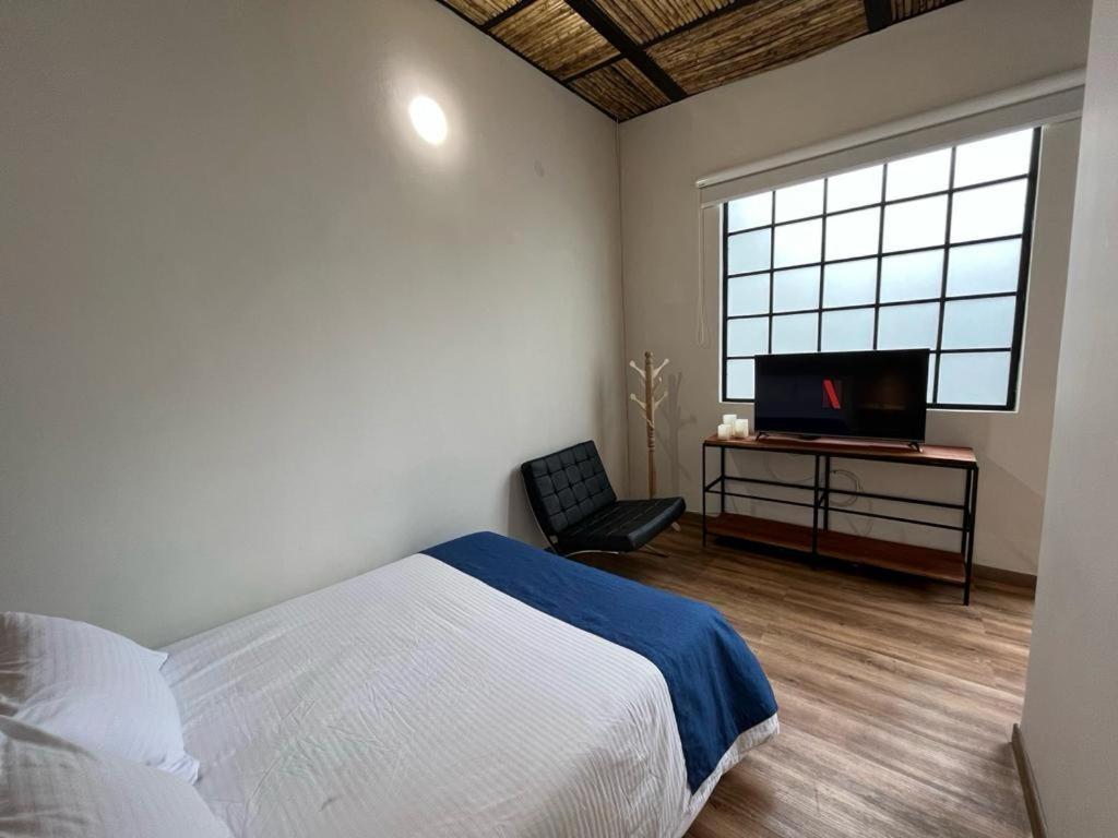 Bed & Breakfast Casa 121, Calle 121 No 7-18 Bogota