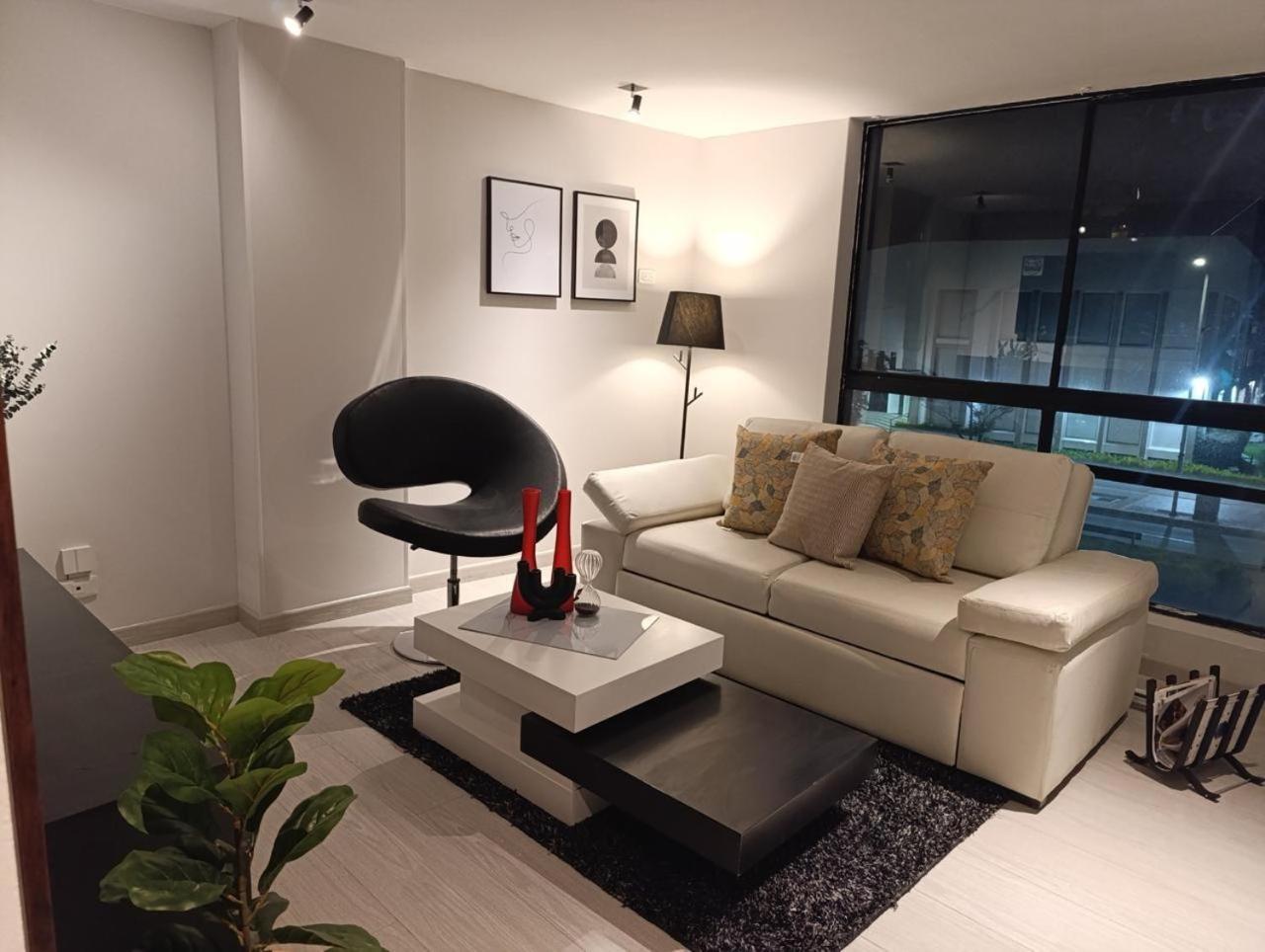 Edificio 127 Apartment *