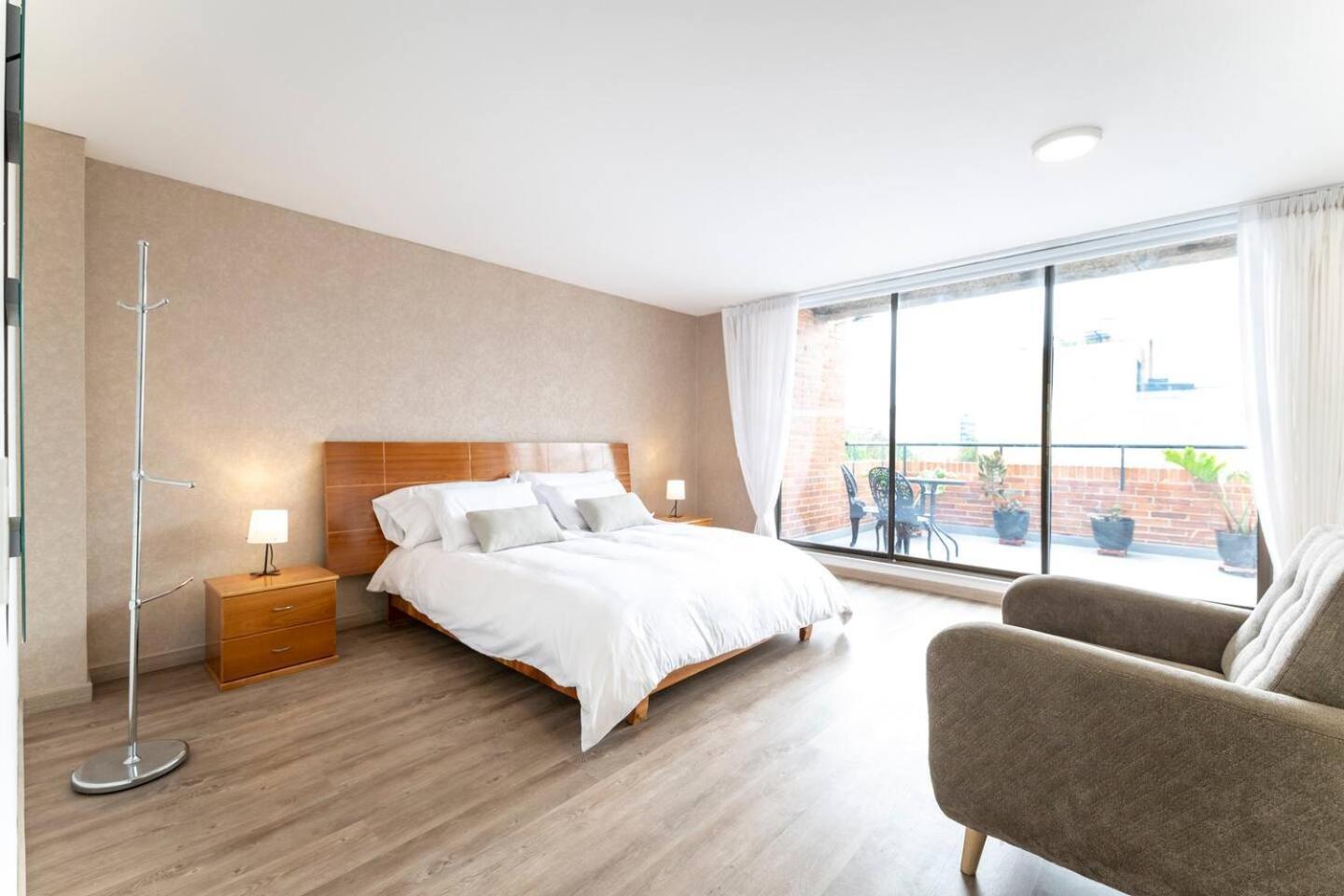 Apartment 7 - 1 Parque 93,