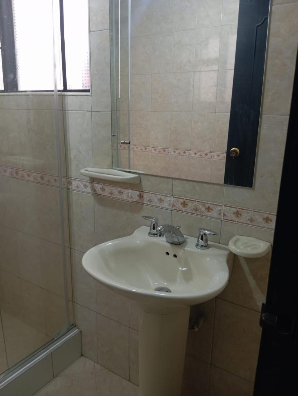 Aeropuerto La Morada # 3 Homestay *