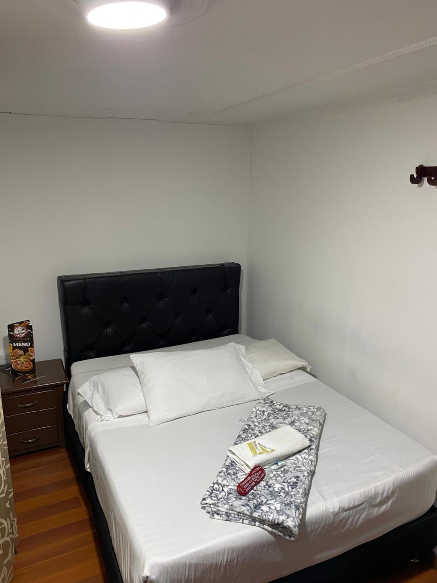 Hotel De 2*