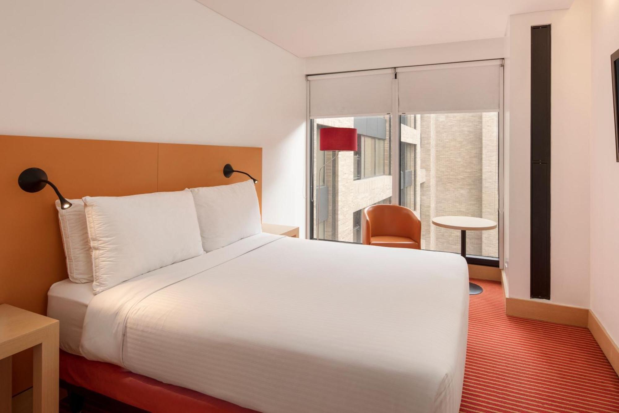 Fairfield By Marriott Embajada Bogota