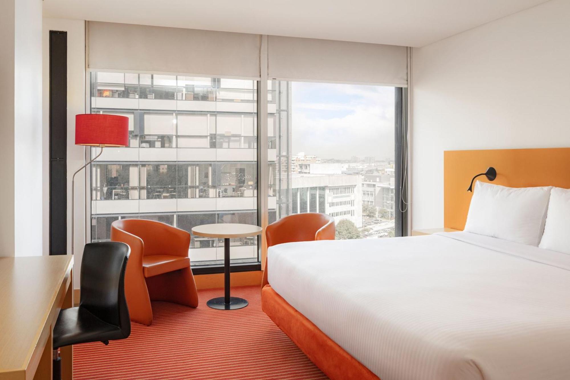 Fairfield By Marriott Embajada Hotel