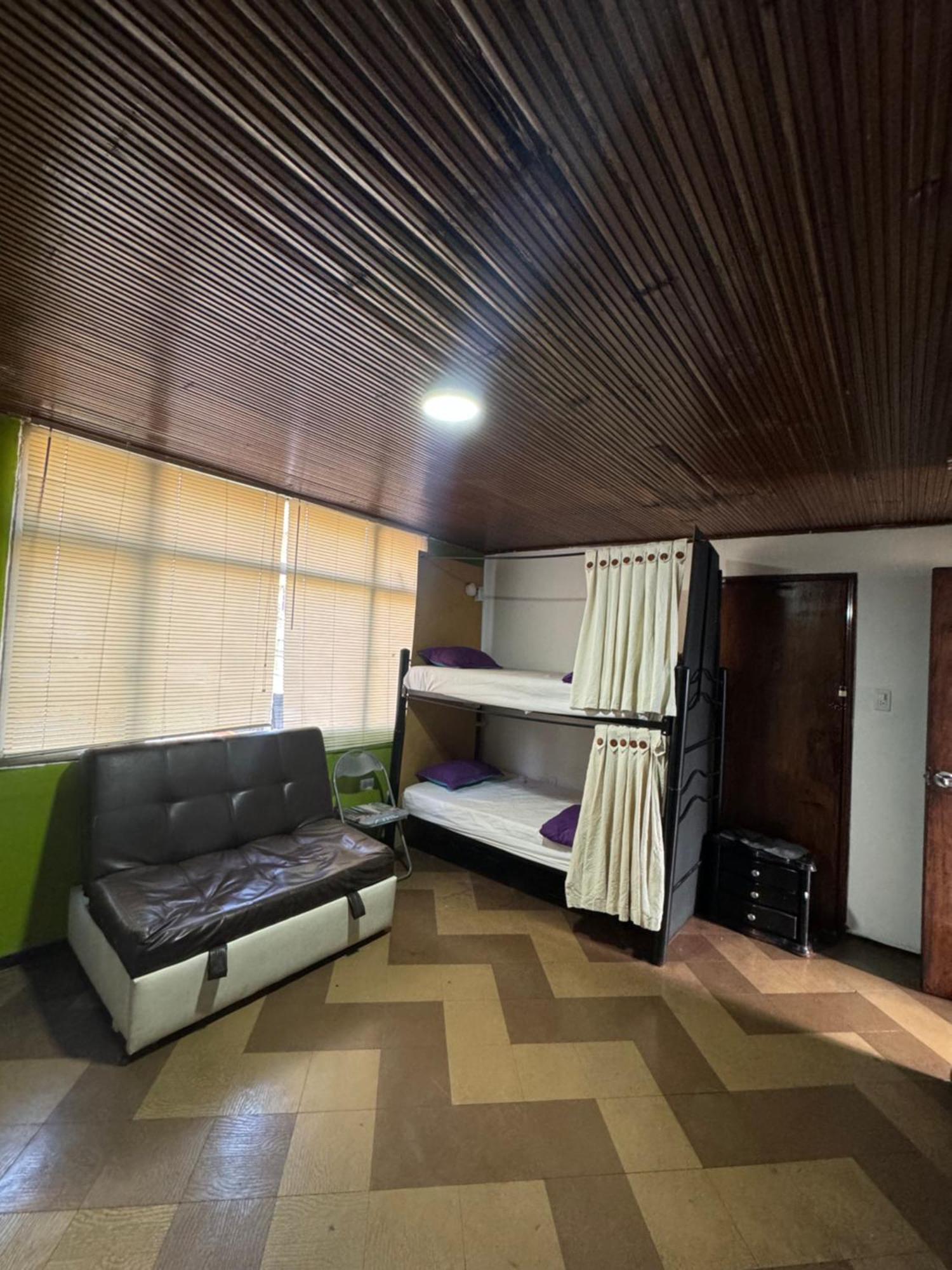 Backpackers - La Terraza Hostel