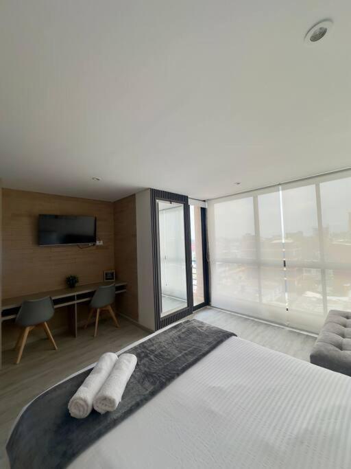 Elegancia Urbana En Corferias Apartment