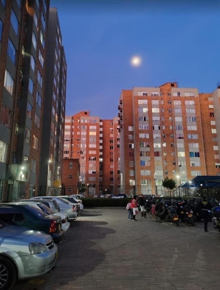 Homestay A 15 Minutos Del Dorado Bogota