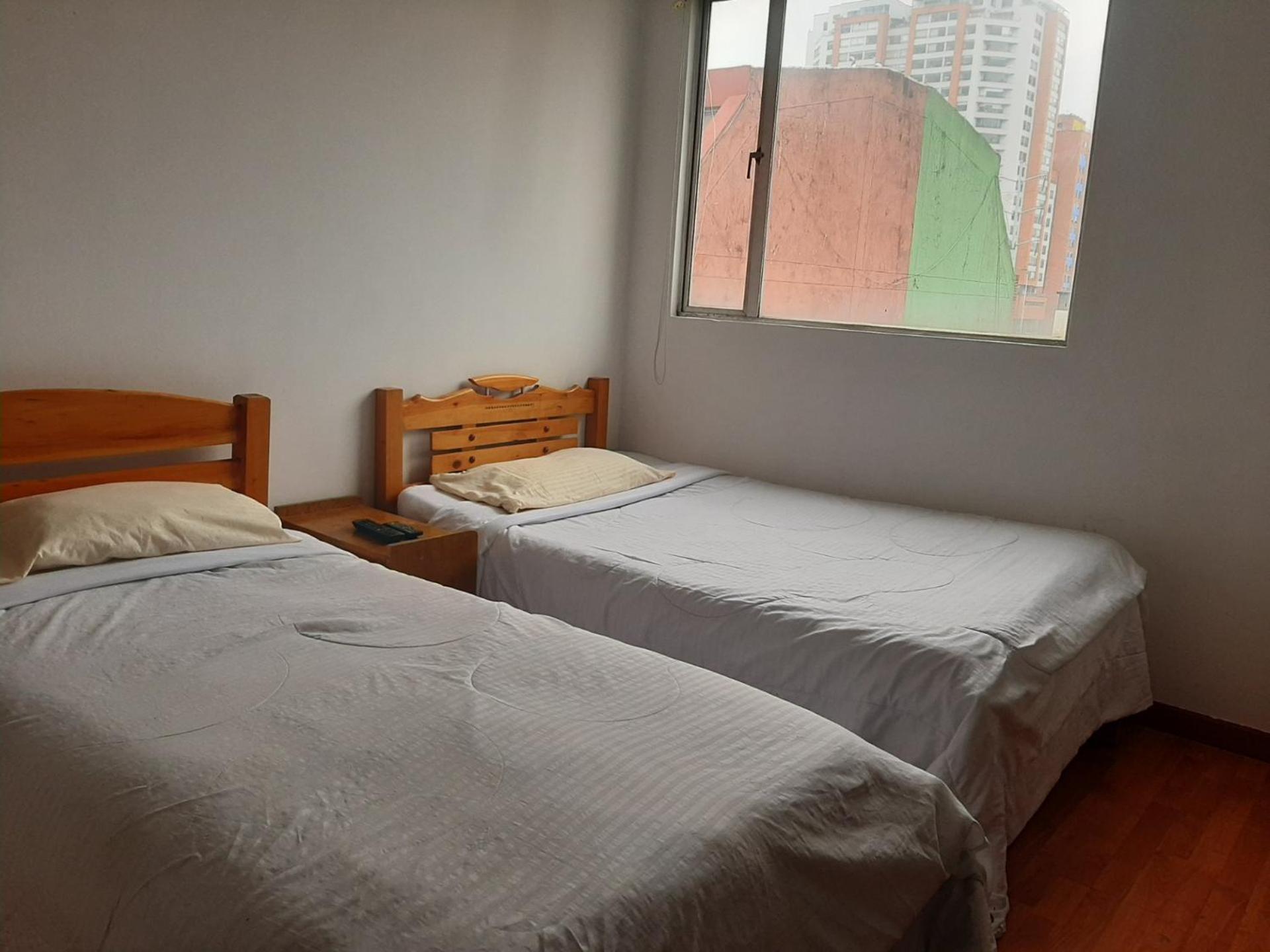 Guest house Piso Familiar Cerca Emnajada Y Sector De Corferias G12