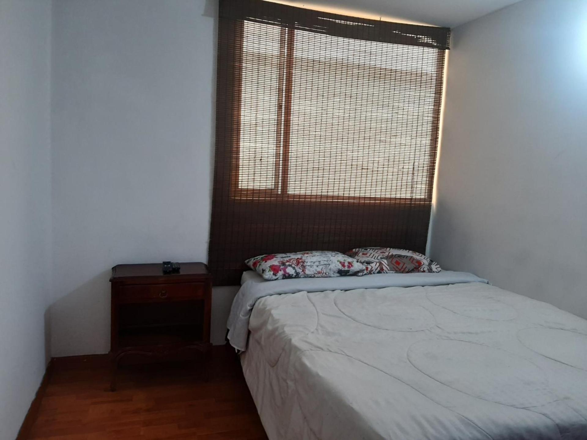 Guest house Piso Familiar Cerca Emnajada Y Sector De Corferias G12 *