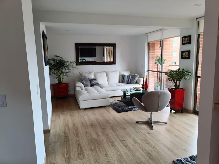 Amplio, Lindo, Excelente Ubicac Apartment