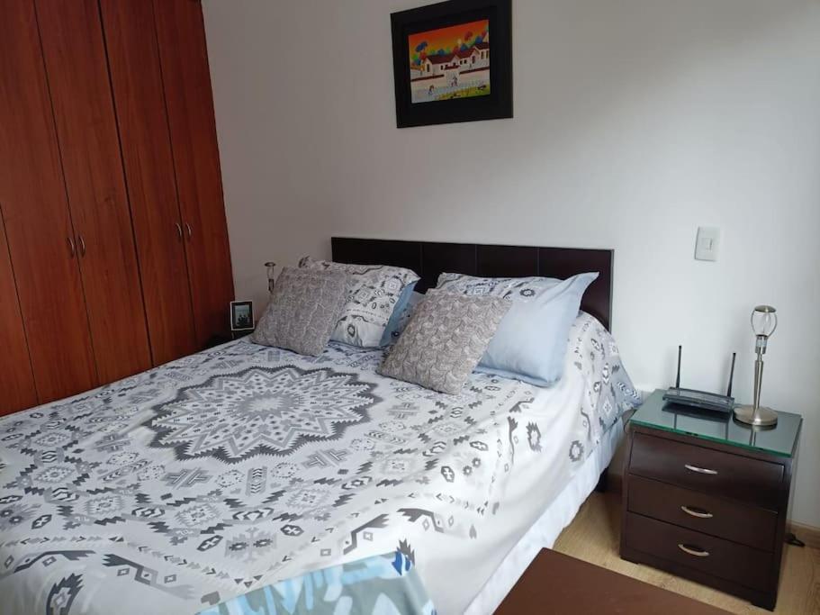 Apartment Amplio, Lindo, Excelente Ubicac Bogota