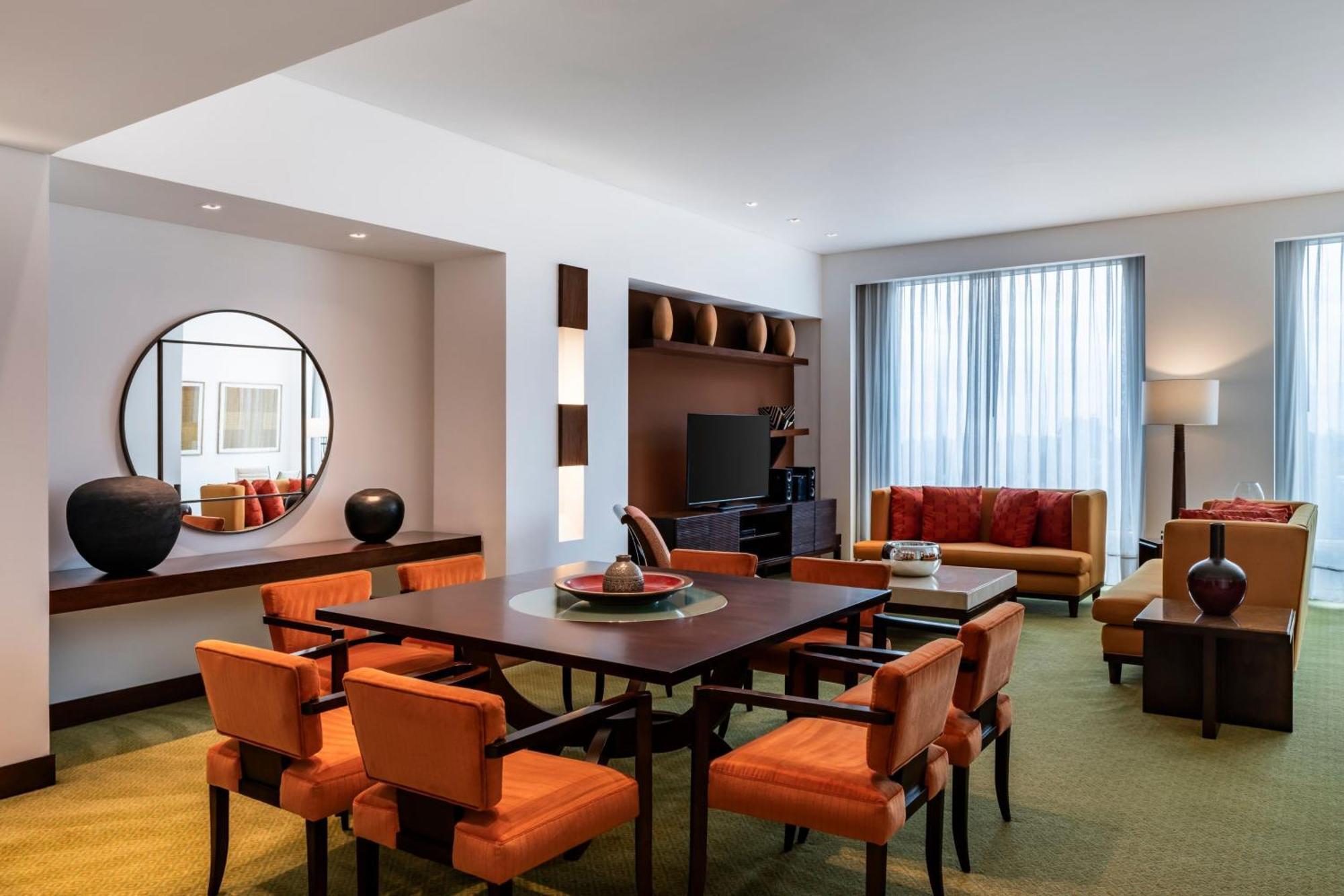 Marriott Hotel 5*