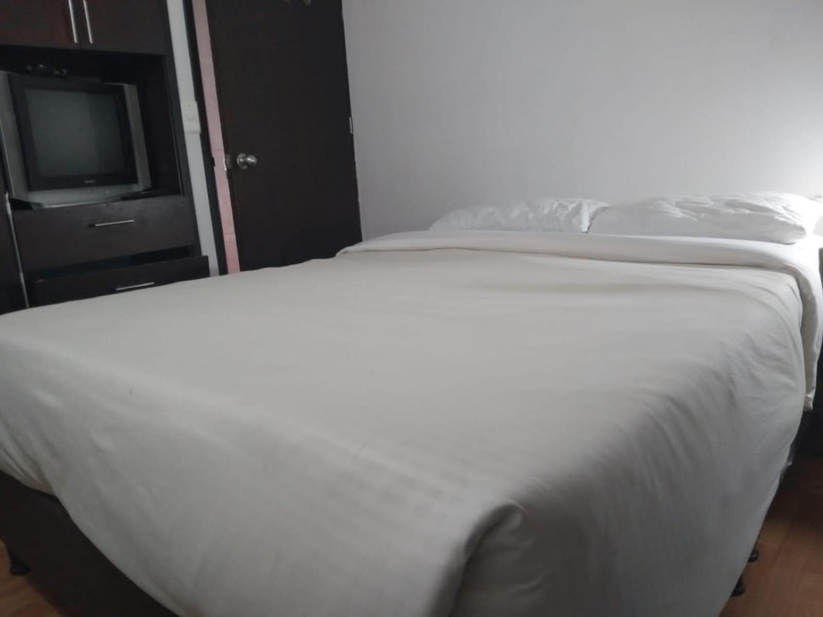 Guest house Piso Familiar Cerca Emnajada Y Sector De Corferias G12