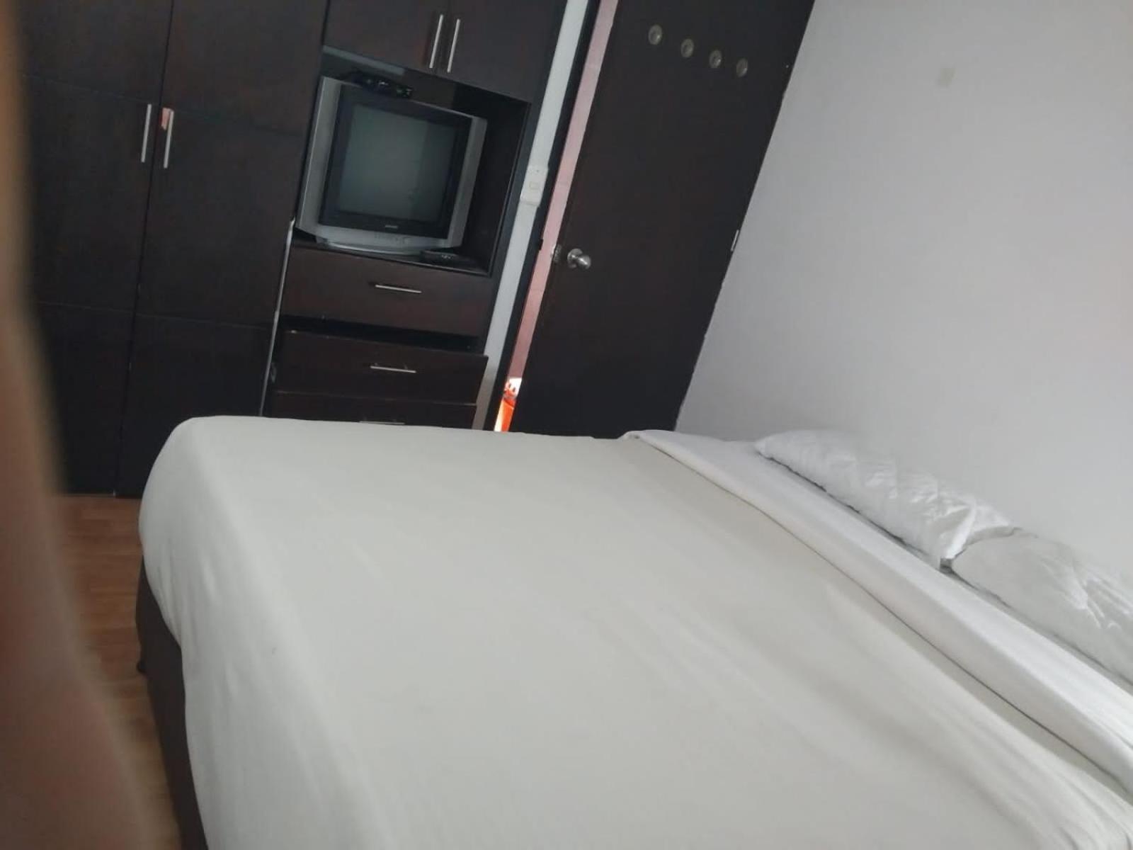 Piso Familiar Cerca Emnajada Y Sector De Corferias G12 Bogota