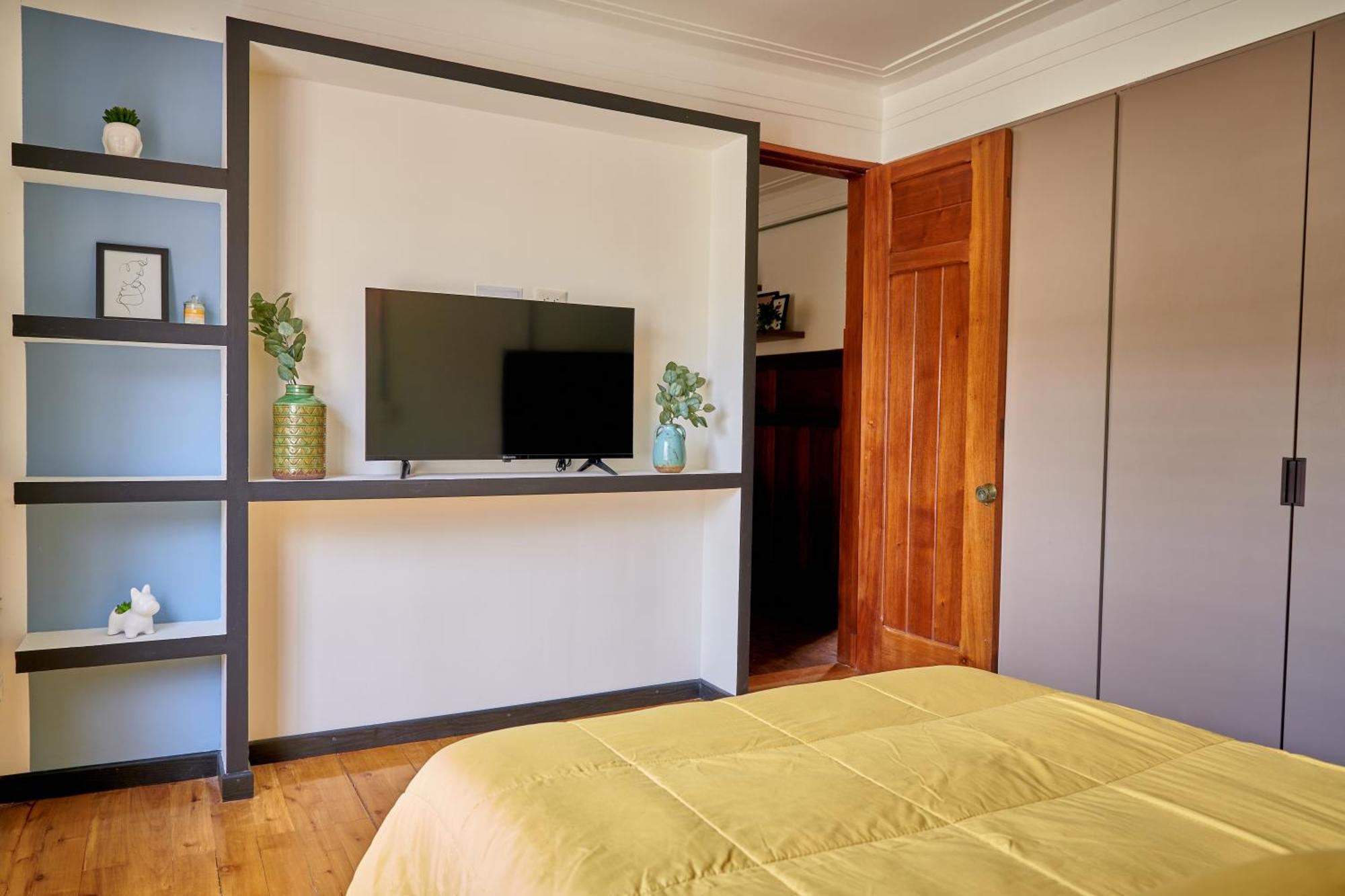 Capital House Apartment