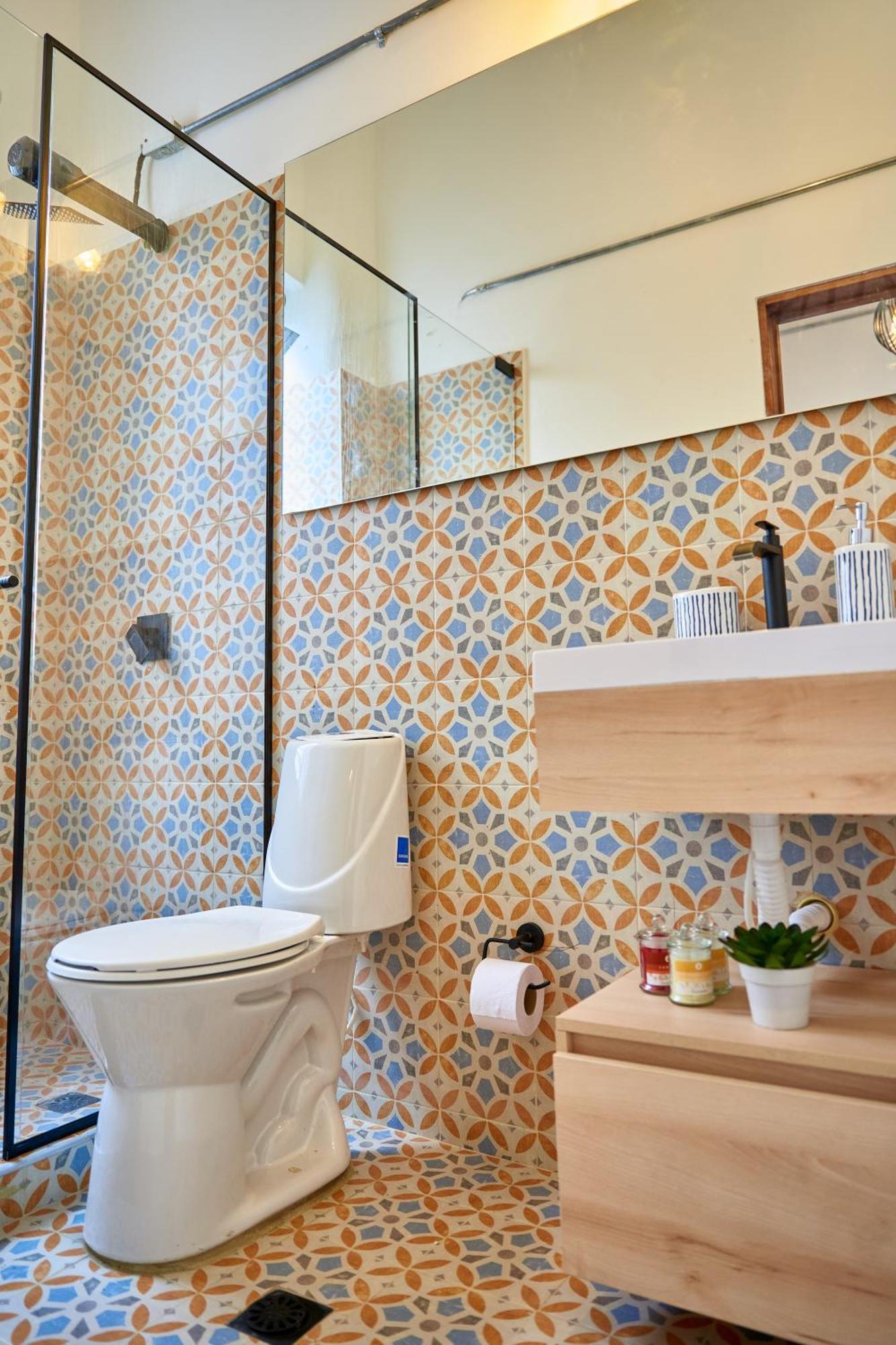 Capital House Apartment